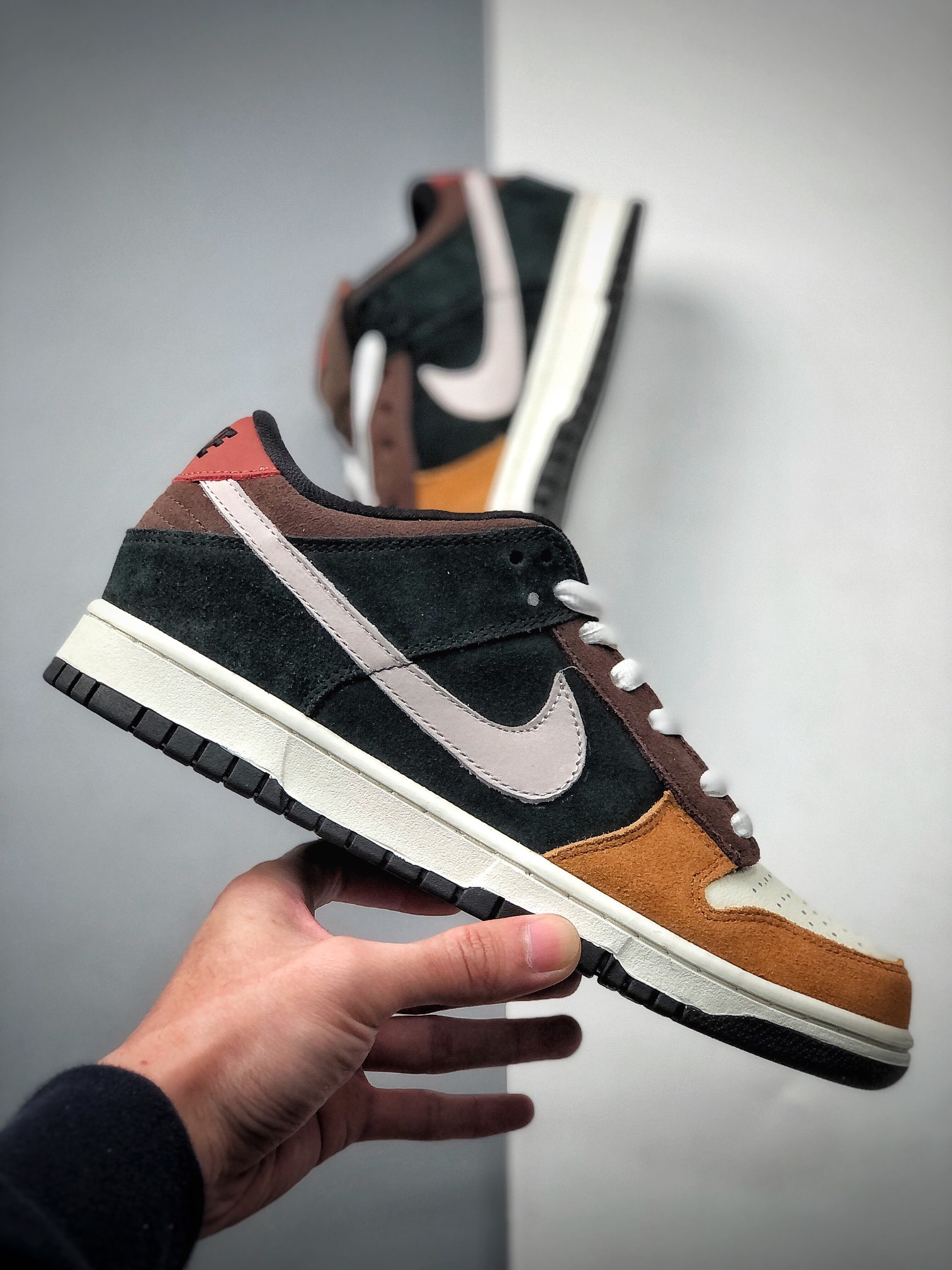 280  NIKE DUNK SB LOW PRO SB 白吉他Dunk SB顾名思义304292-902