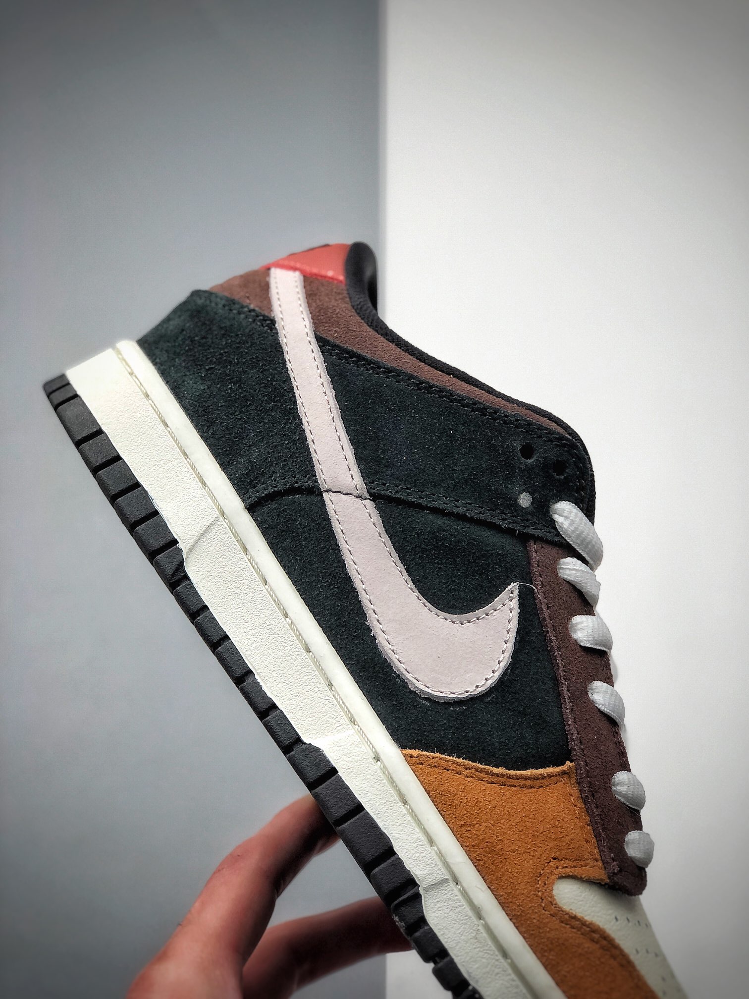 280  NIKE DUNK SB LOW PRO SB 白吉他Dunk SB顾名思义304292-902