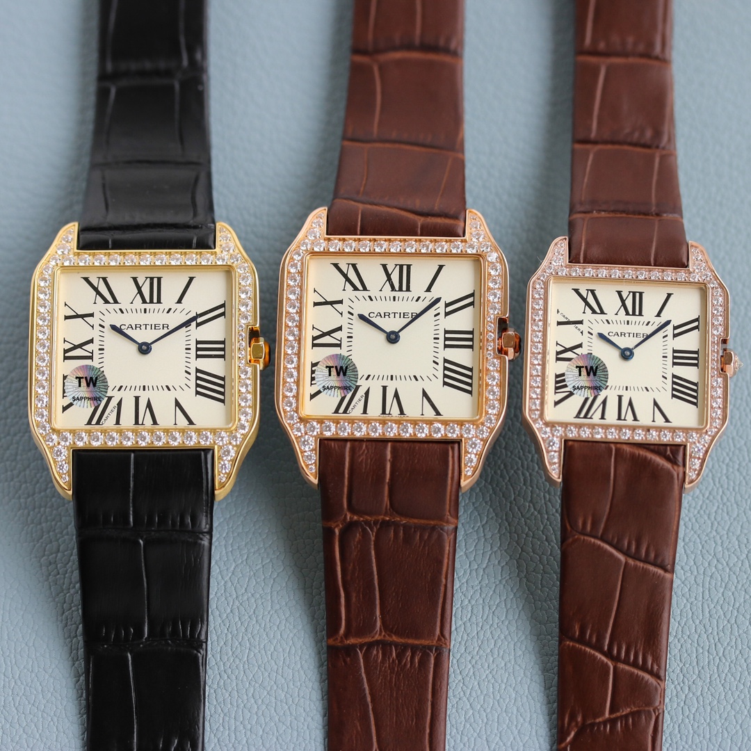 Cartier TW厂卡家山度士系列情侣腕表 细节如下：1 表壳：316L精钢 2 表盘：市场唯一对版的字面表盘 3