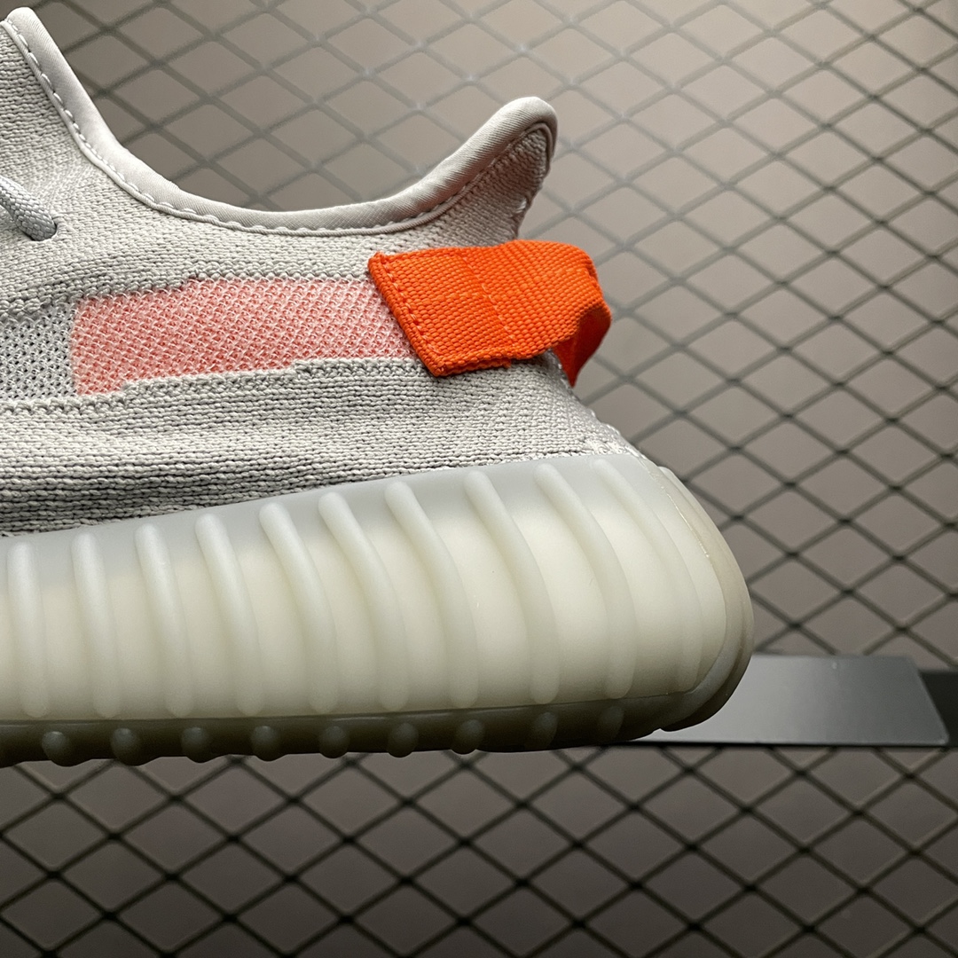 220 最顶零售性价版 AD 阿迪Yeezy 350V2  ” Tail Light ” 尾灯 欧洲限定 侃爷椰子350 FX9017