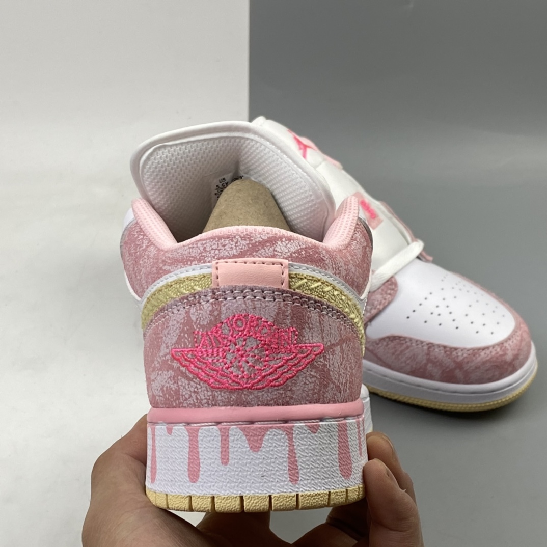 220 Air Jordan 1 Low AJ1低帮时尚休闲板鞋 CW7104-601