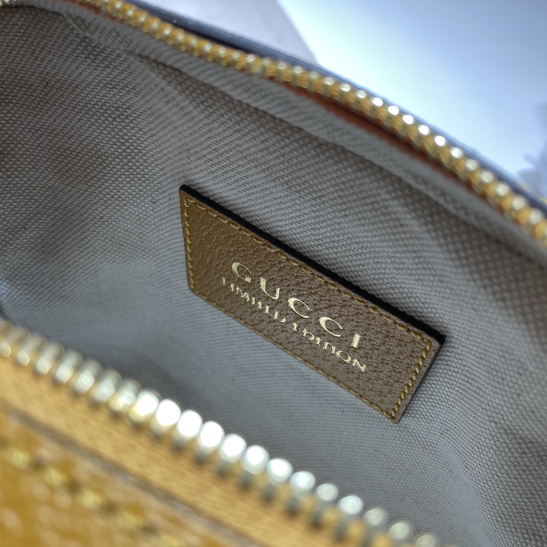 GUCCI古驰小熊图案GG迷你肩背包602576