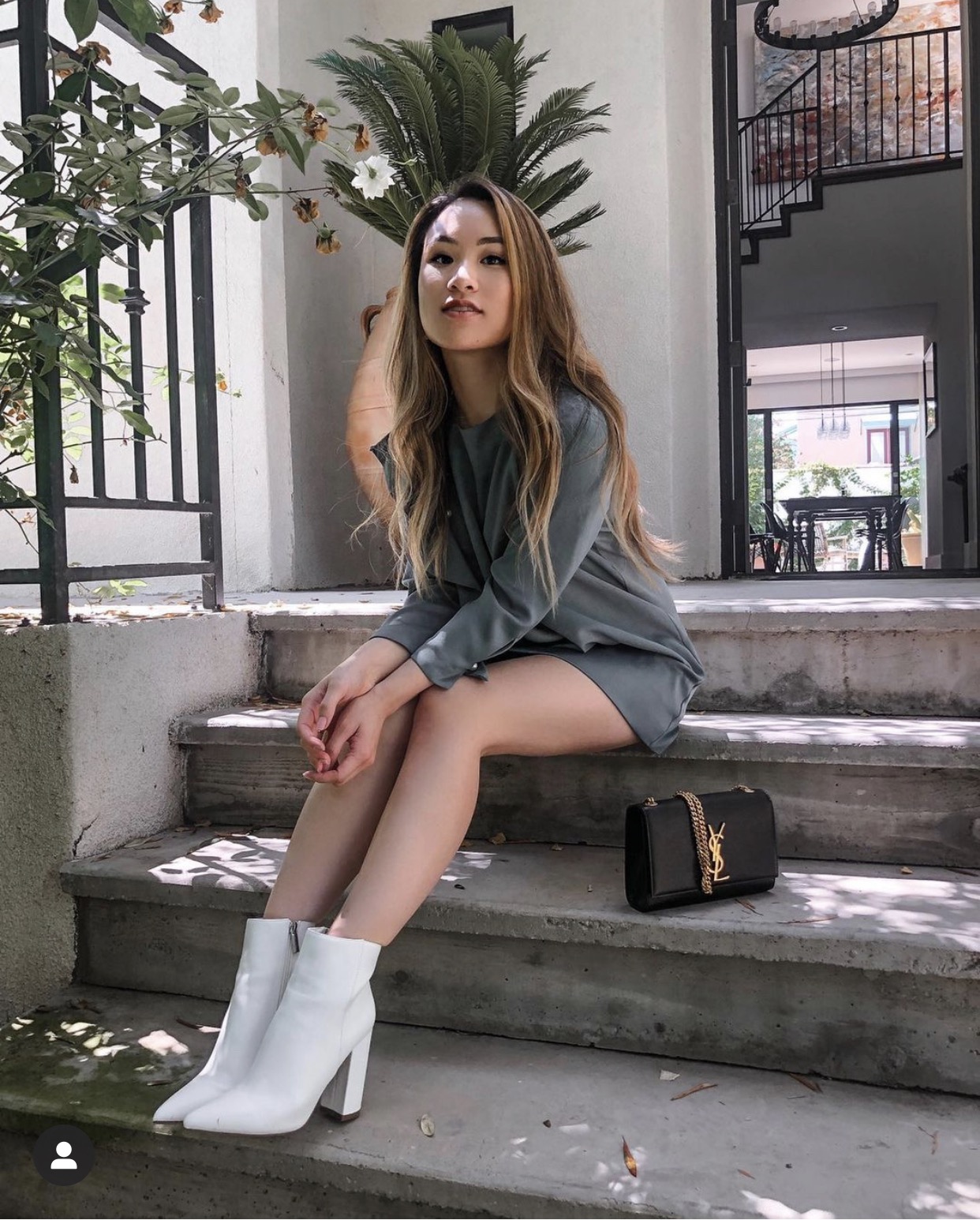 Saint laurent Ysl 𝙆𝙖𝙩𝙚 20𝙘𝙢 链条包 469390黑色球纹金扣