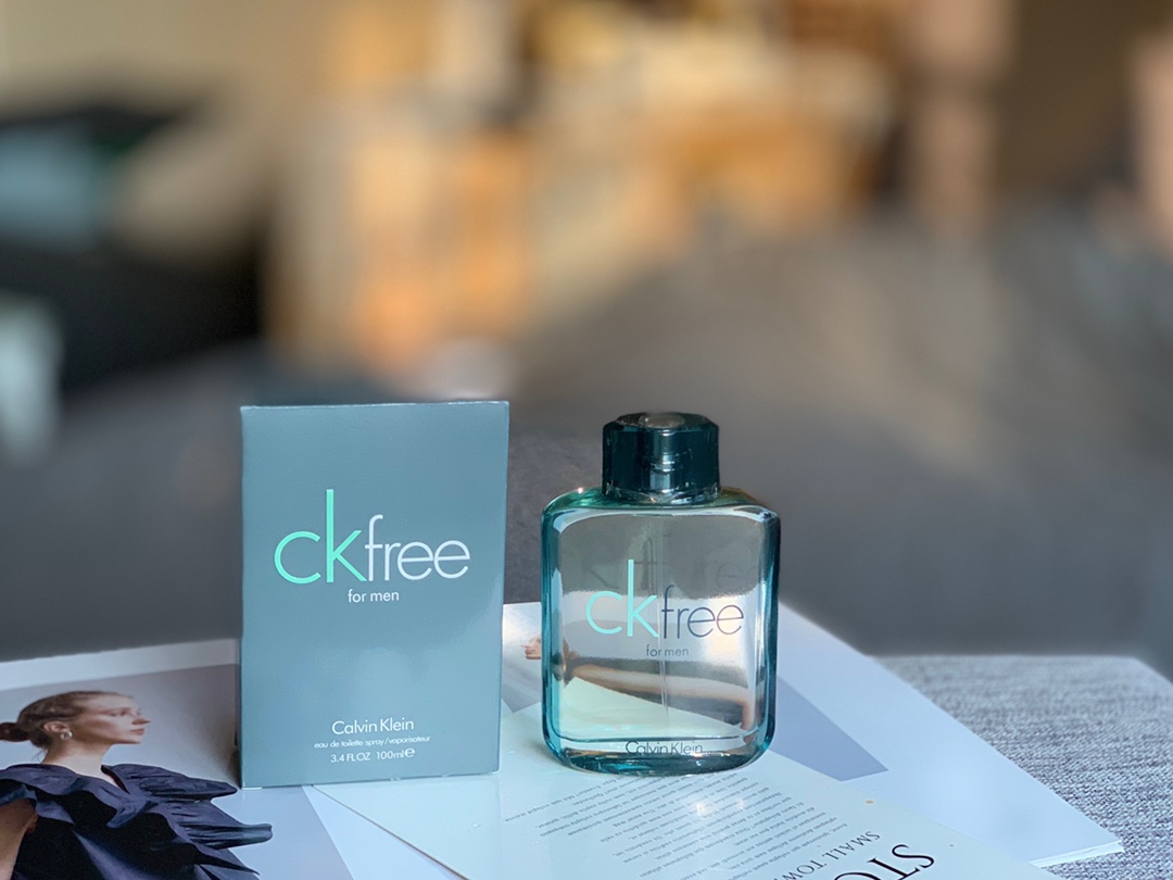 专柜版CK凯文克莱ck free自由飞男士香水100ml 5