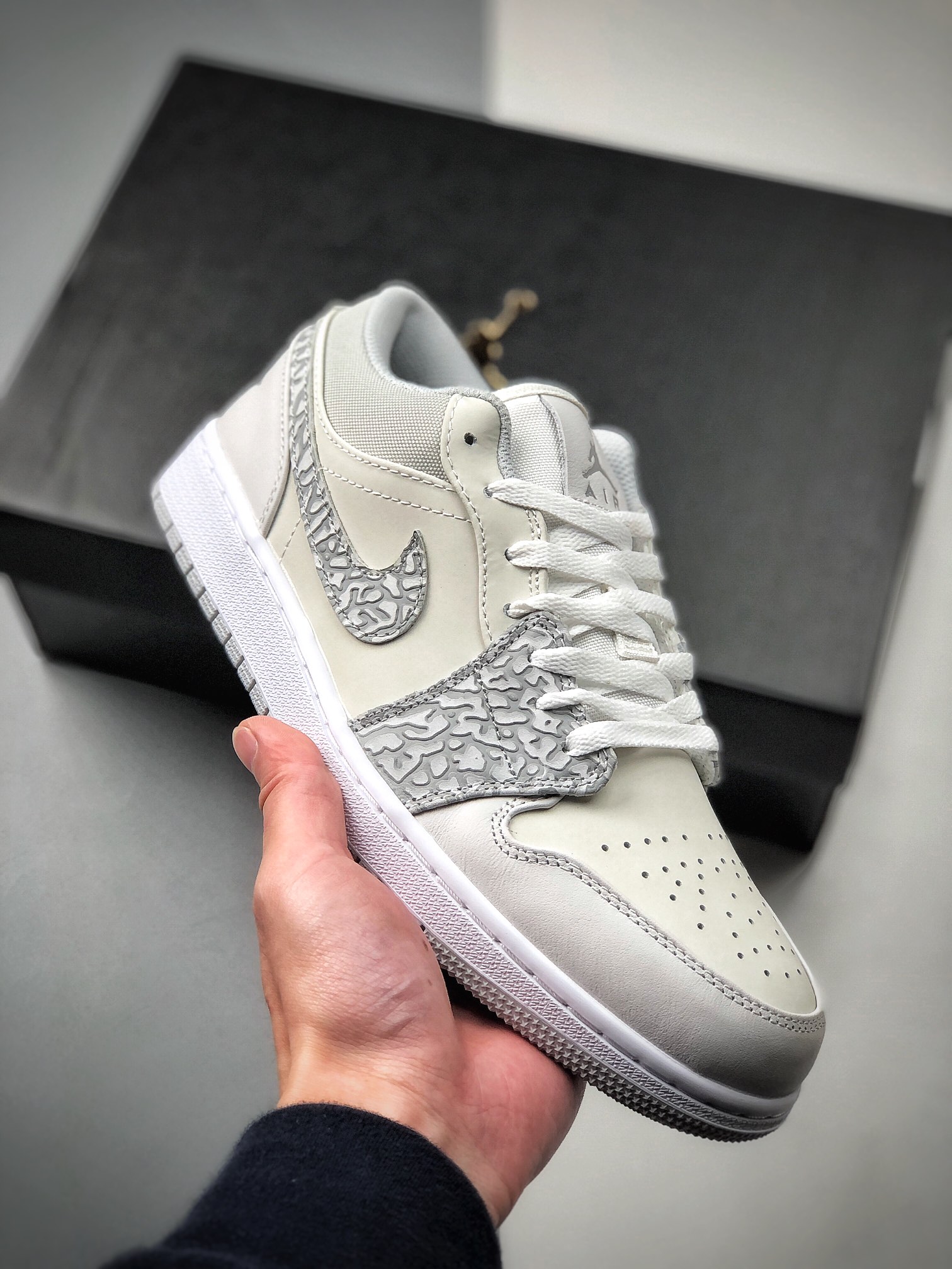 200  Air Jordan 1 Low PRM ”Elephant Print” 低帮 白灰爆裂纹 DH4269-100