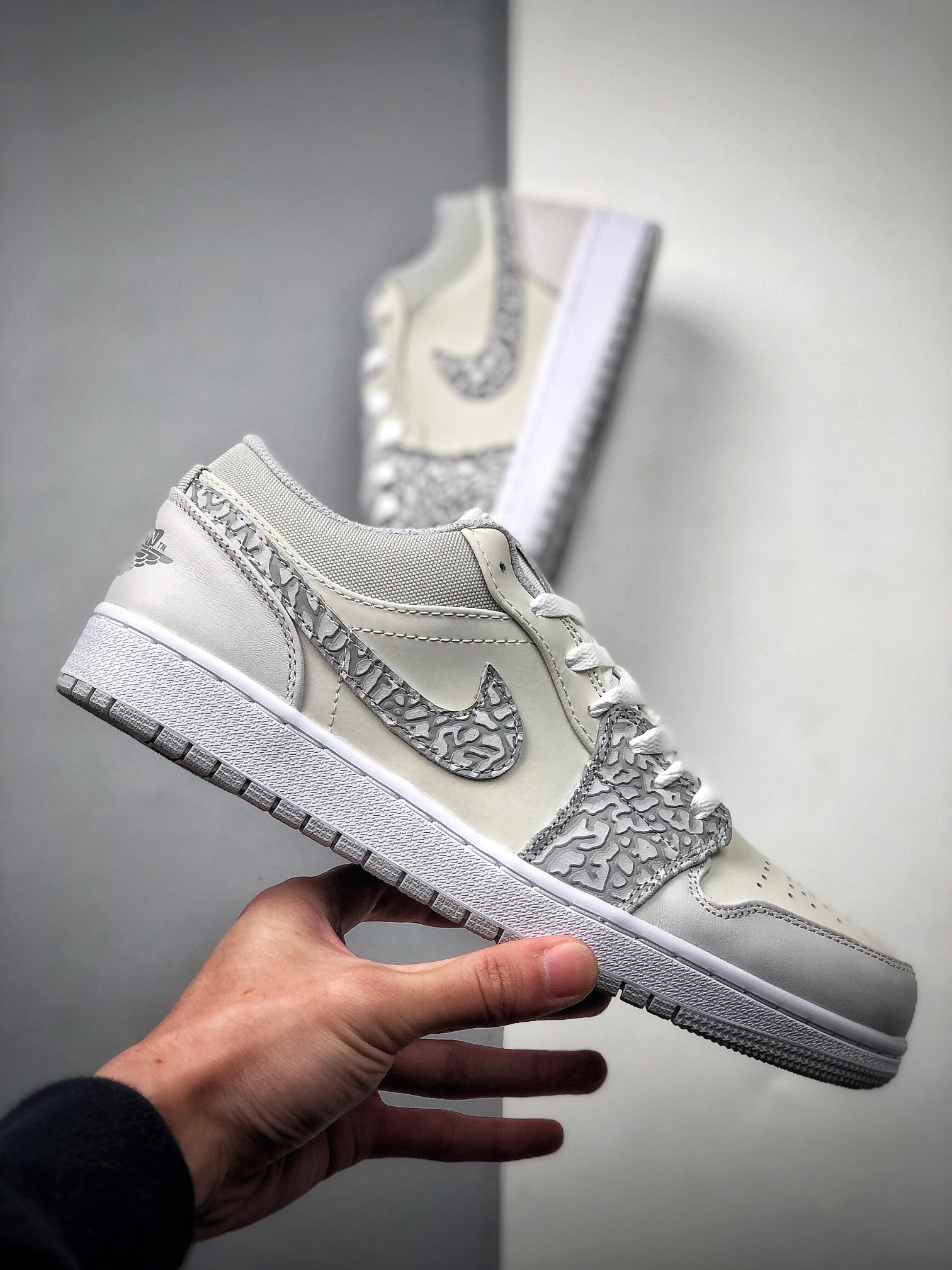 200  Air Jordan 1 Low PRM ”Elephant Print” 低帮 白灰爆裂纹 DH4269-100