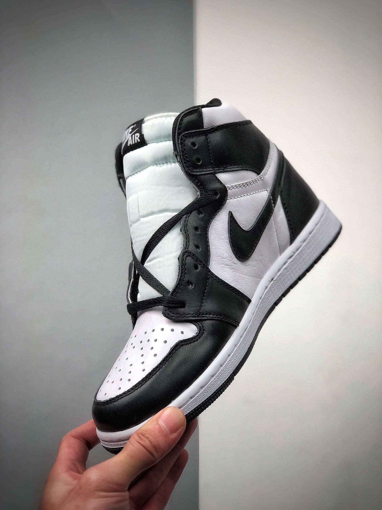 320  Air Jordan 1 Retro High OG 高帮 黑白 AJ1 乔丹1代 aj1 乔1 高邦 黑白熊猫555088-010