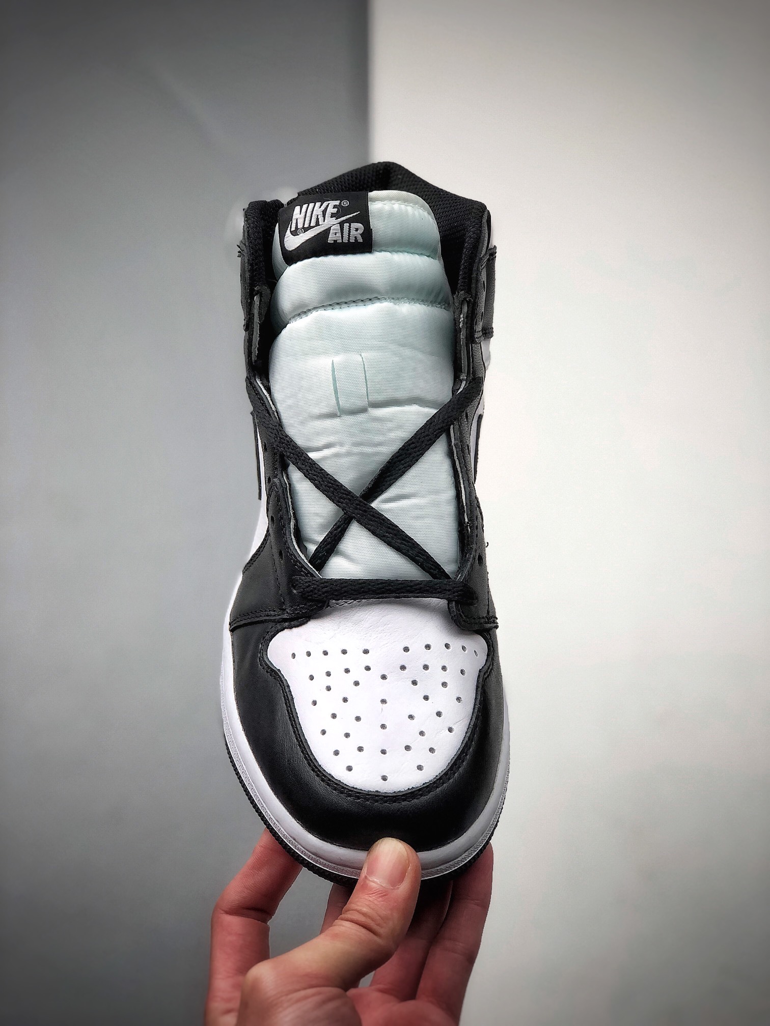 320  Air Jordan 1 Retro High OG 高帮 黑白 AJ1 乔丹1代 aj1 乔1 高邦 黑白熊猫555088-010