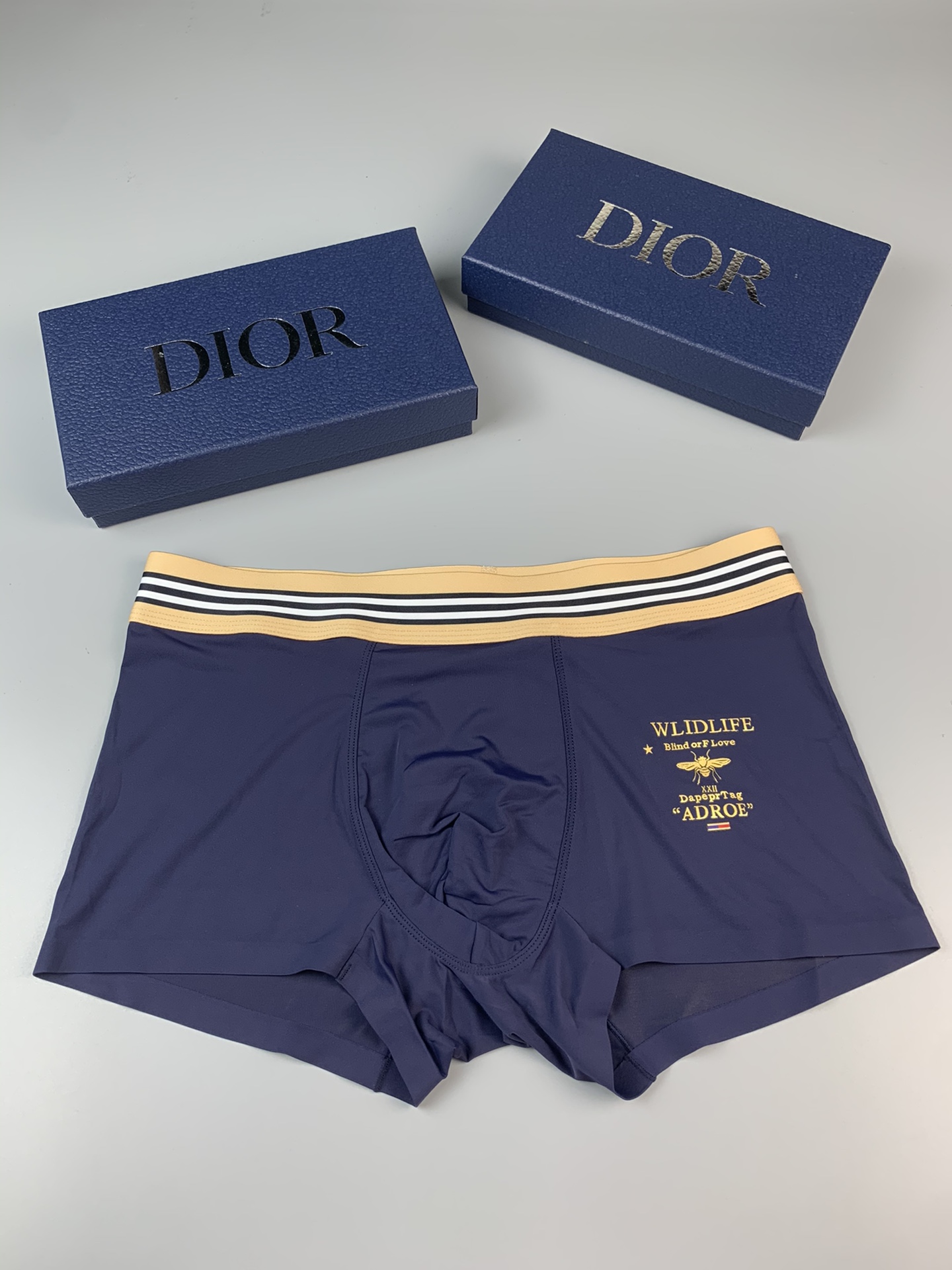 Dior时尚新品！轻薄透设计采用进口
