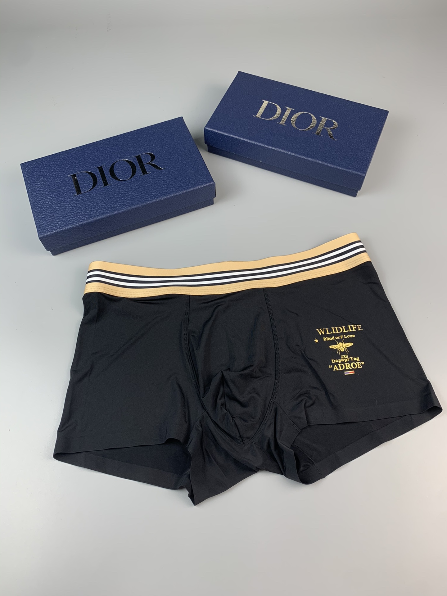 Dior时尚新品！轻薄透设计采用进口