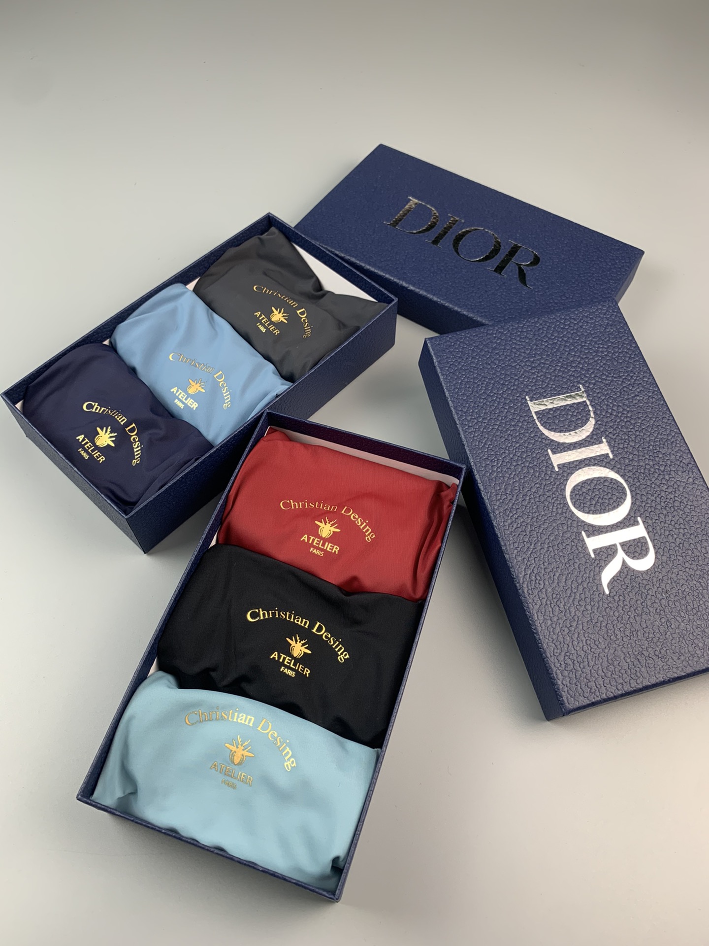 Dior时尚新品！轻薄透设计采用进口