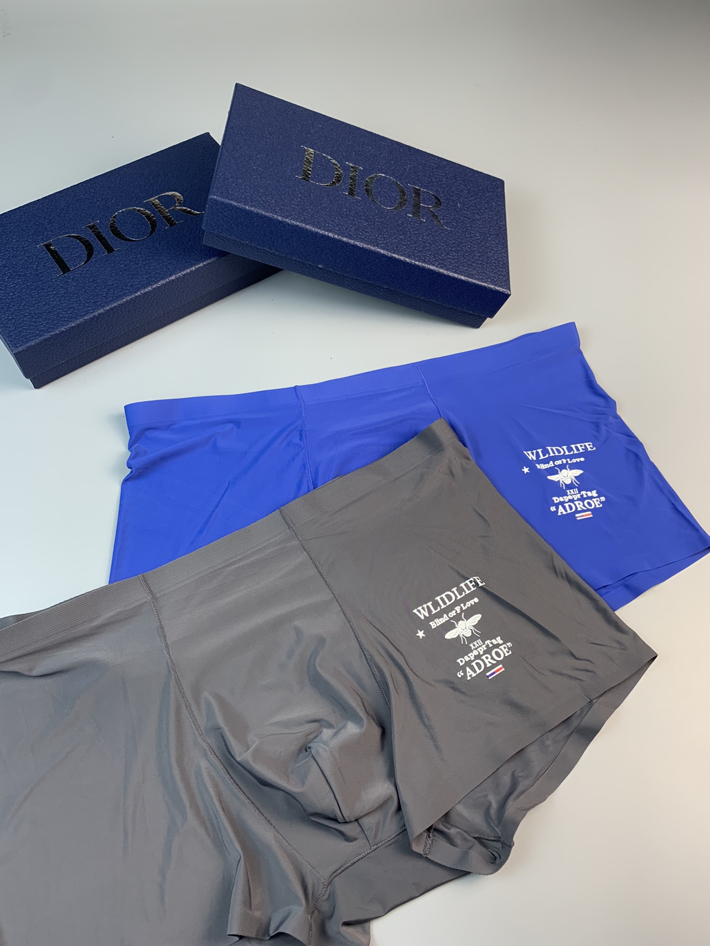 Dior时尚新品！轻薄透设计采用进口