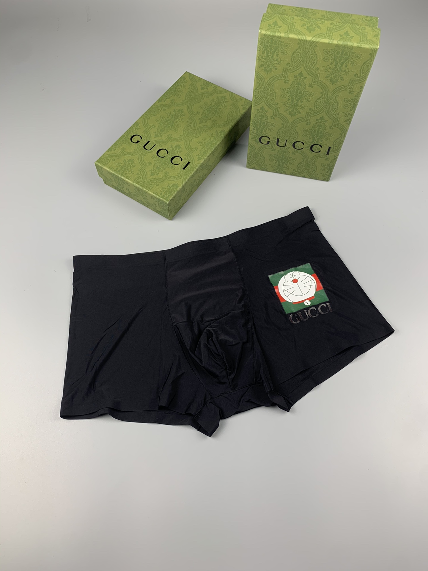 GUCCi联名款时尚新品！轻薄透设计