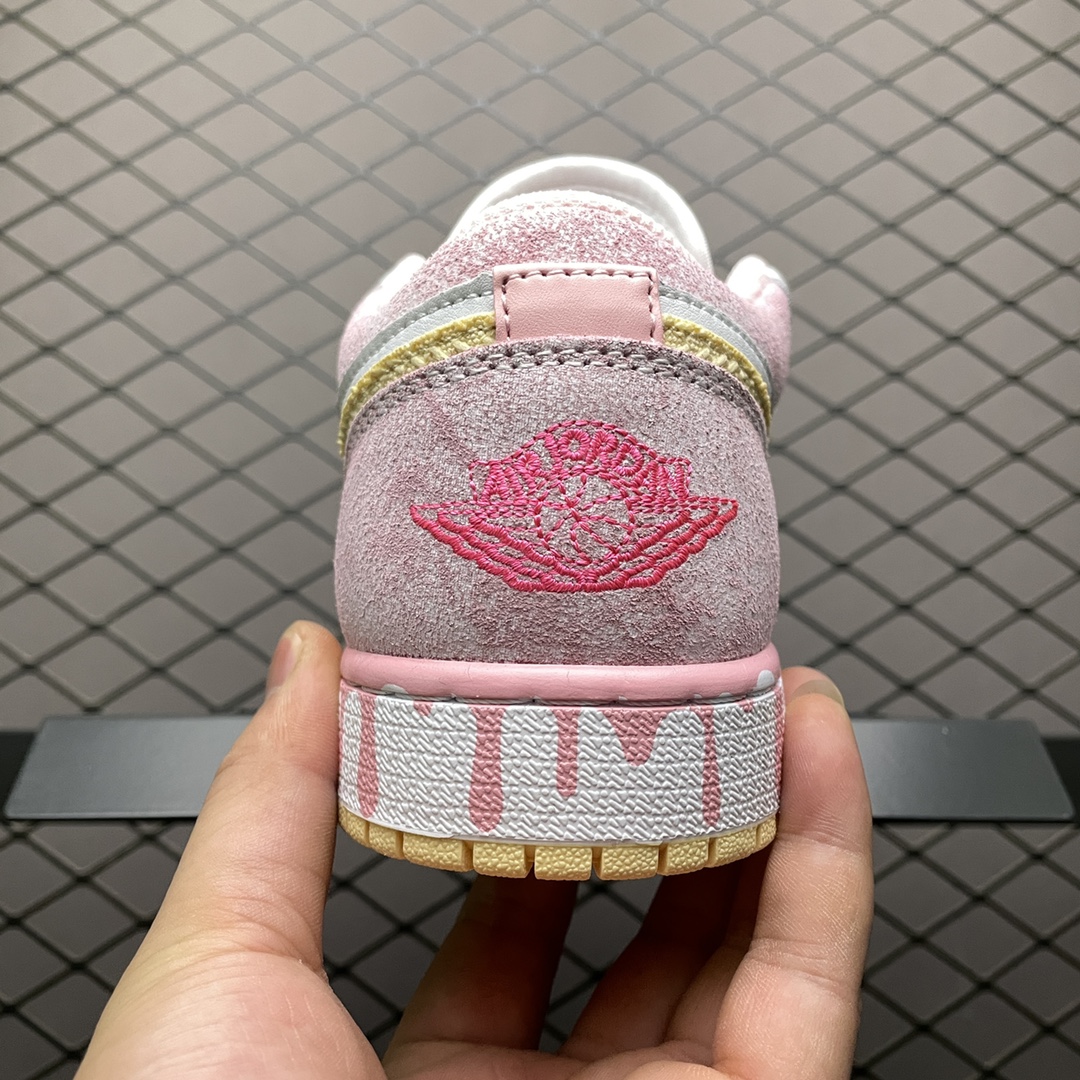 200 Air Jordan 1 Low AJ1乔1低帮文化篮球鞋 女鞋6孔 553560-103