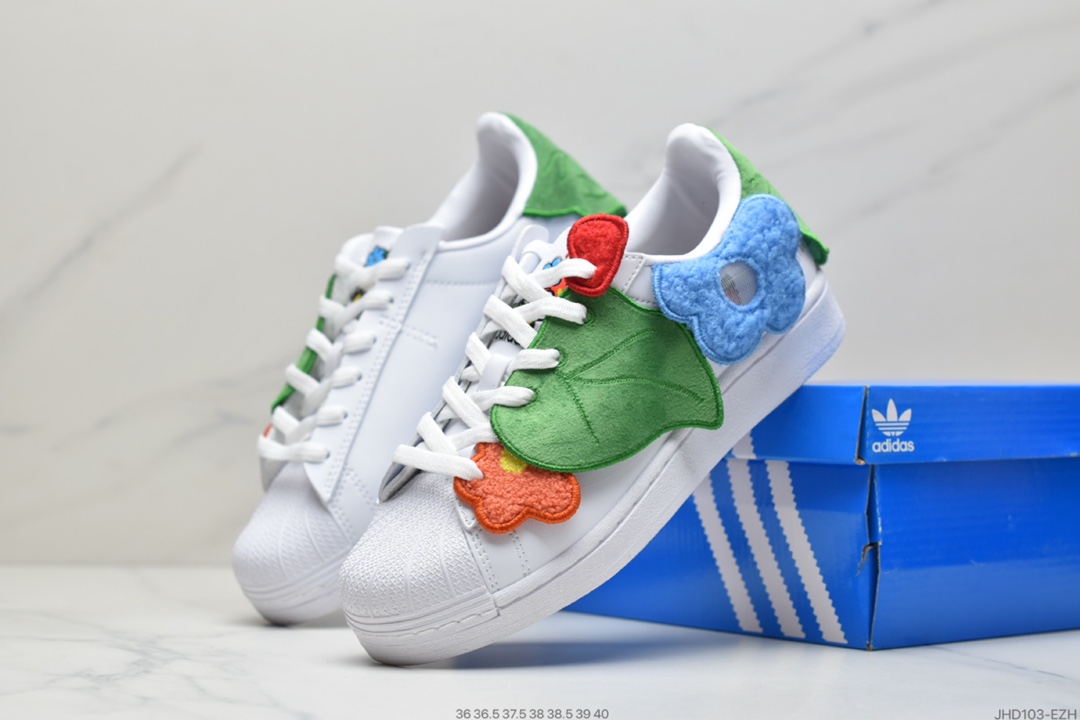 200 宋妍霏同款】任敏、彭昱畅演绎， 联名国内艺术家张权潮流品牌 Melting Sadness x Adidas Originals Superstar  白绿蓝  GZ2662 GZ2674