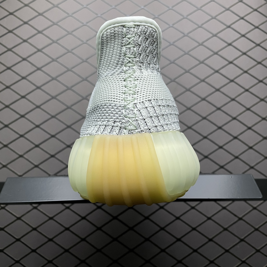 220 最顶零售性价版 AD 阿迪 Yeezy Boost 350V2 ” Yeshaya” 灰天使 FX4348-莆田鞋,莆田鞋货源,高仿鞋,高仿鞋货源,安福档口,莆田高仿鞋,莆田鞋批发,高仿鞋批发,莆田高仿运动鞋,高仿运动鞋,莆田运动鞋 220 最顶零售性价版 AD 阿迪 Yeezy Boost 350V2 ” Yeshaya” 灰天使 FX4348