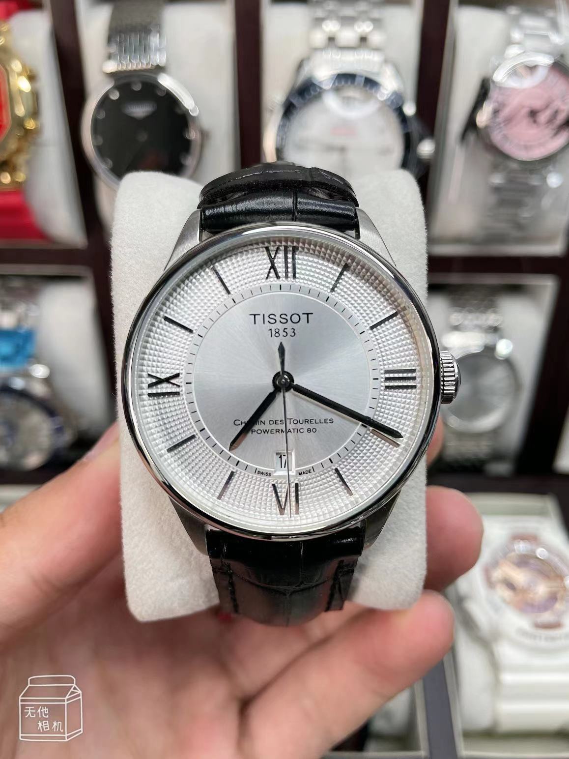 Tissot天梭瑞士官方正品2018新款杜鲁尔经典自动机械皮带手表男 【型号】 T099 【款式】男士腕表 【机芯】全自动机械 【尺寸】42mm 【玻璃】蓝宝石玻璃 【材料】316精钢 【表扣】原装蝴蝶