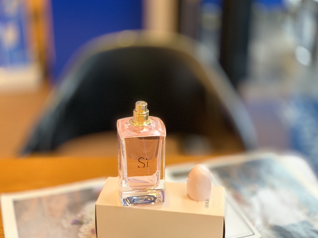 MiniCost Perfume 4