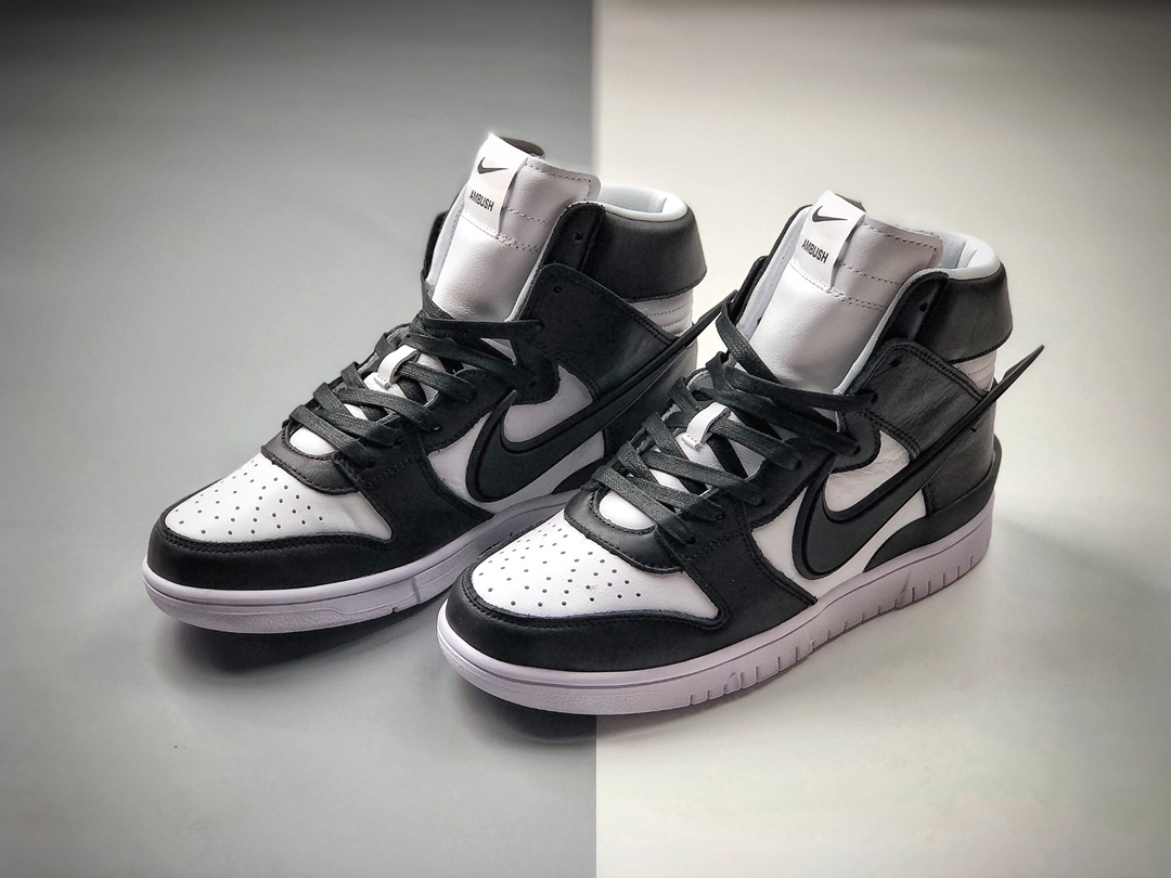 400  AMBUSH xNike SB Dunk High”Black White”扣篮系列高帮休闲运动滑板板鞋 CU7544-001