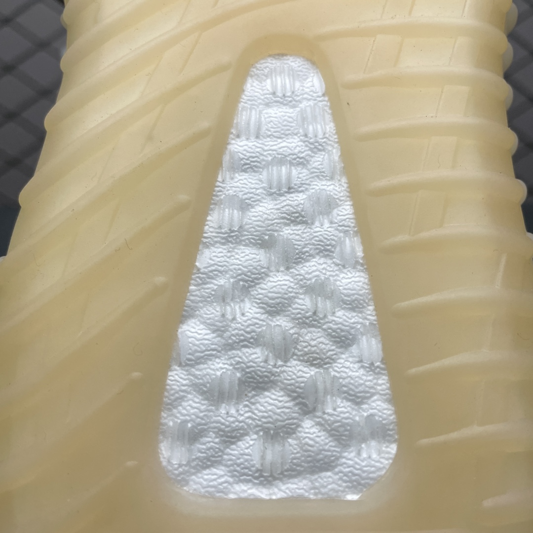 220 最顶零售性价版 AD 阿迪Yeezy 350V2  ” Synth ” 粉天使 FV5578