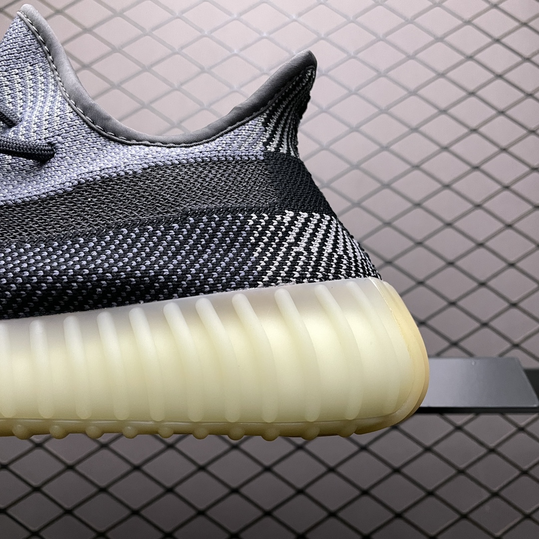 220  AD 阿迪Yeezy 350V2  ” Carbon ” 黑芝麻 FZ5000 侃爷椰子350