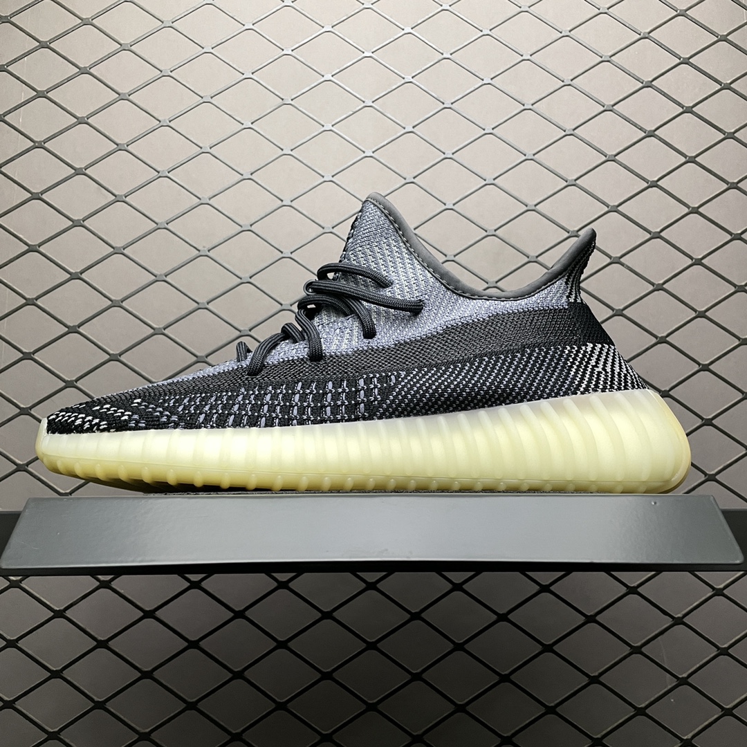 220  AD 阿迪Yeezy 350V2  ” Carbon ” 黑芝麻 FZ5000 侃爷椰子350