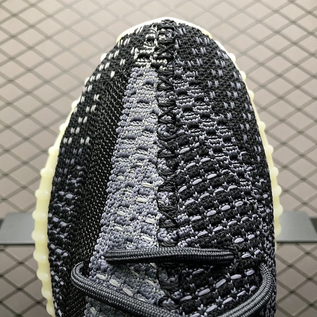220  AD 阿迪Yeezy 350V2  ” Carbon ” 黑芝麻 FZ5000 侃爷椰子350