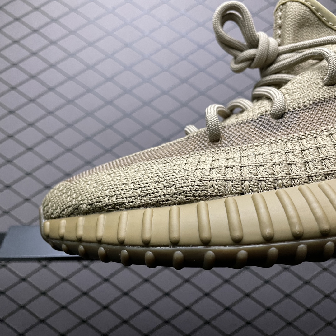 220 AD 阿迪Yeezy 350V2  ” Earth” 地球美洲限定 侃爷椰子350