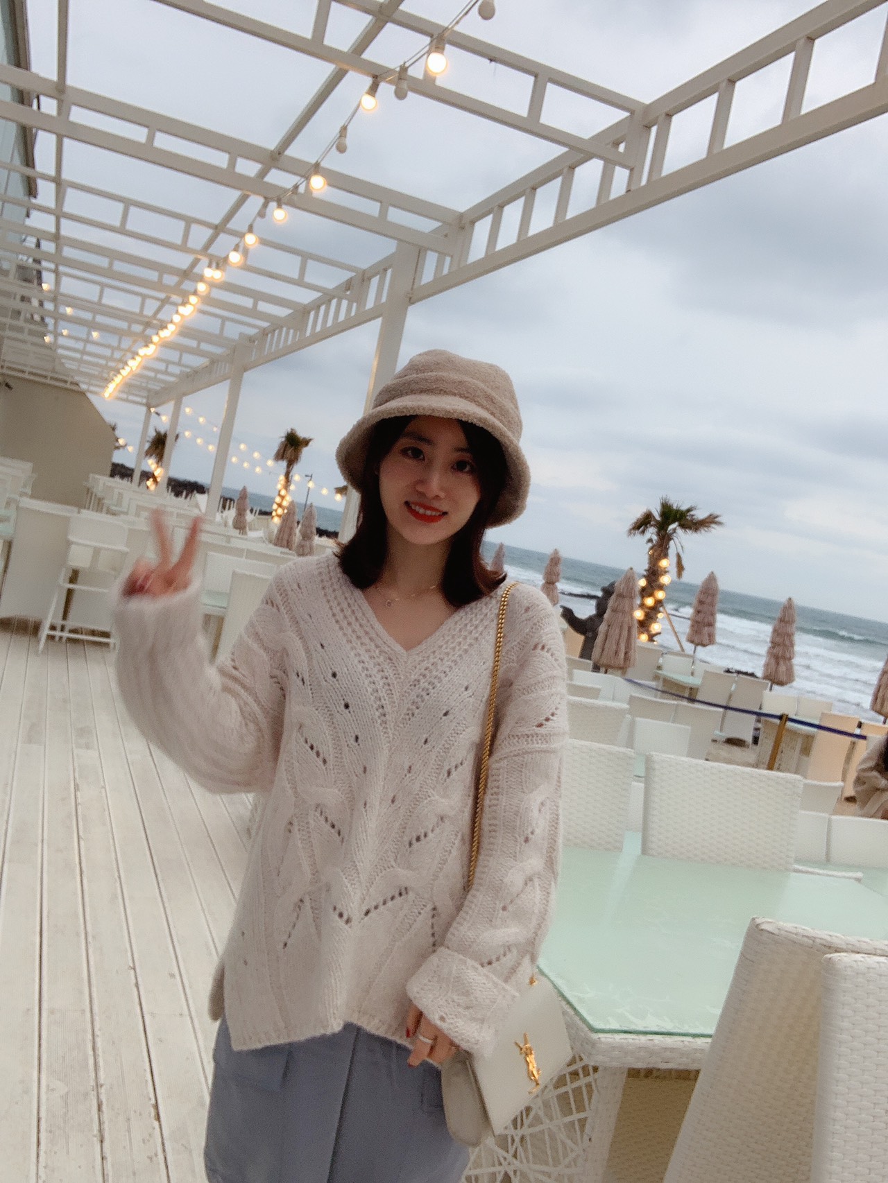 Saint laurent Ysl 𝙆𝙖𝙩𝙚 20𝙘𝙢 链条包 469390白色球纹金扣