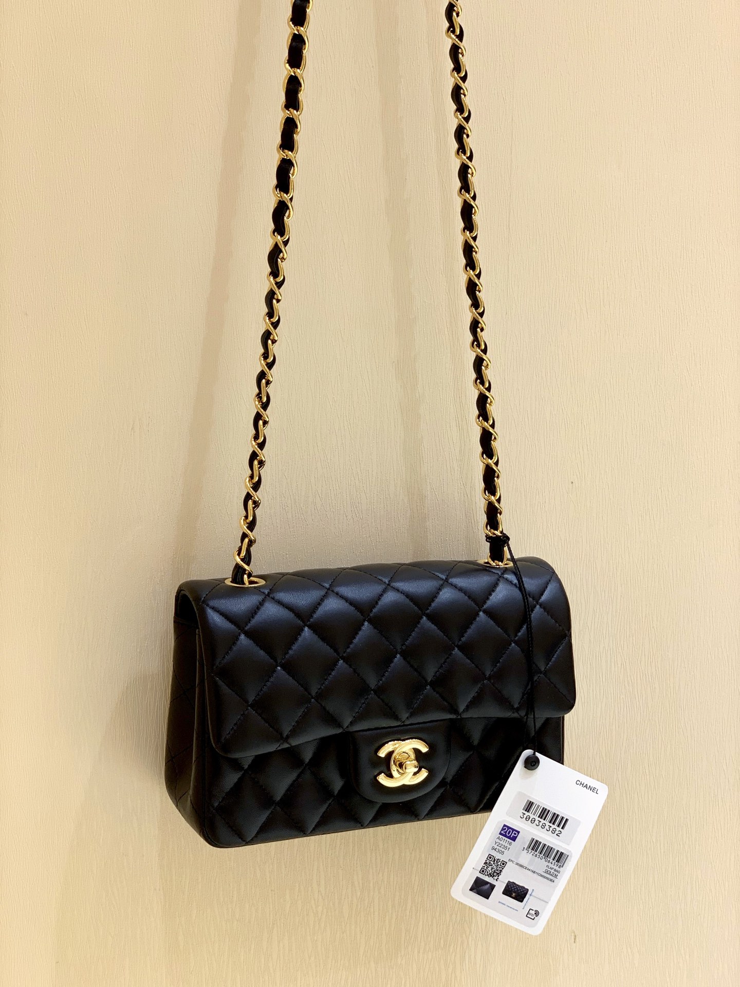 Classic Flap piel de cordero negro hebilla dorada ❤️❤️❤️