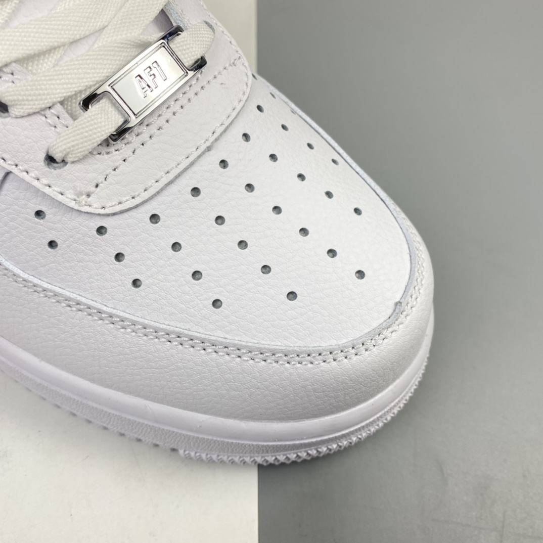 220 Nk Air Force 1’07 Low ”All white” 空军一号“联名小银勾”低帮休闲板鞋 CT1990-100