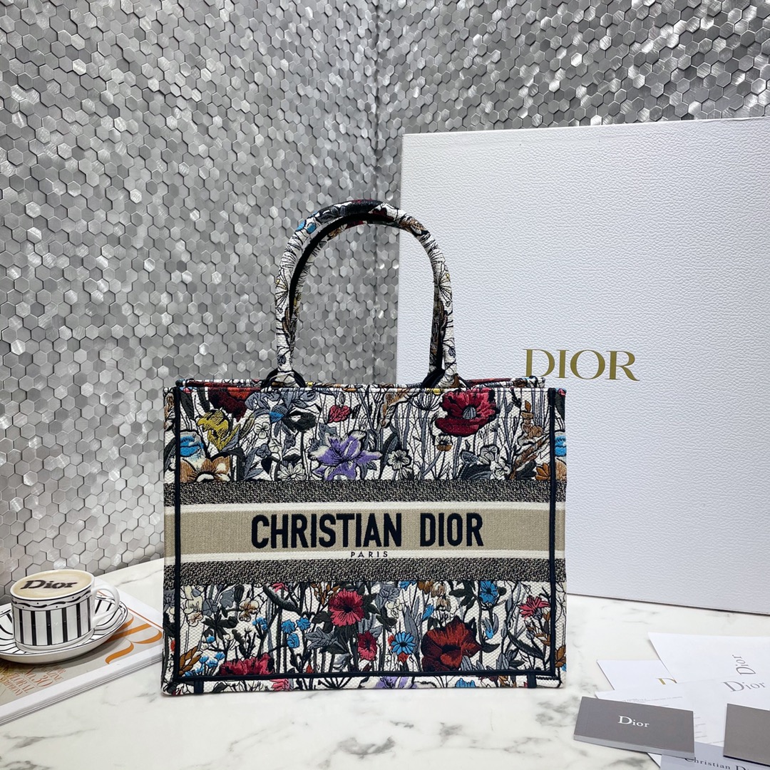 Dior Book Tote Handbags Tote Bags Embroidery