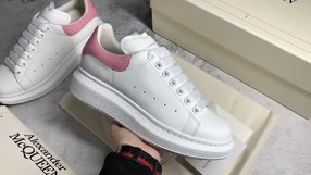 You Are Searching Alexander McQueen Supplier On clothesyupoo.com 