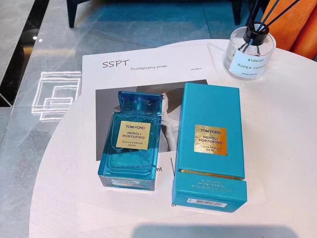 MiniCost Perfume 3