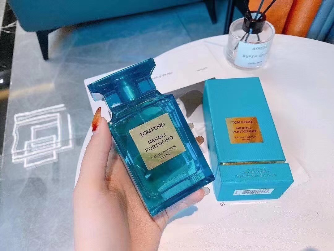 MiniCost Perfume 8