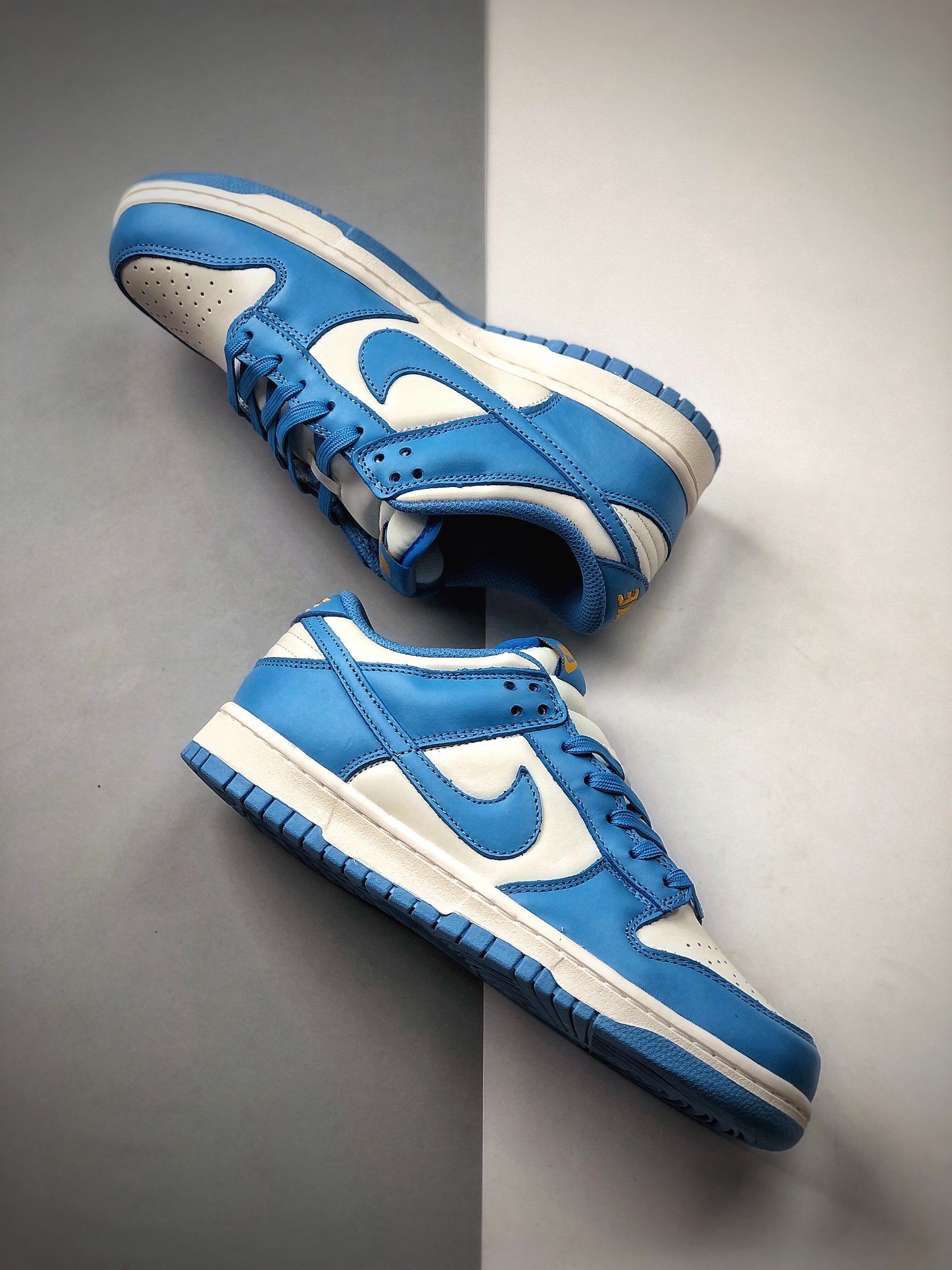300  Nike Dunk Low ”Coast”北卡蓝配色   DD1503-100