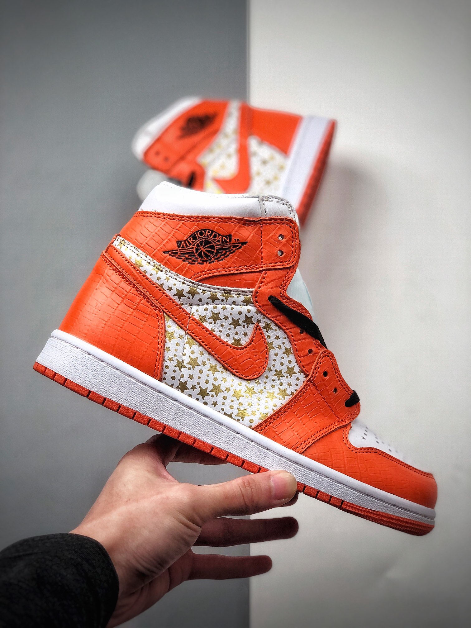 350 Air Jordan 1 High OG 555088-121