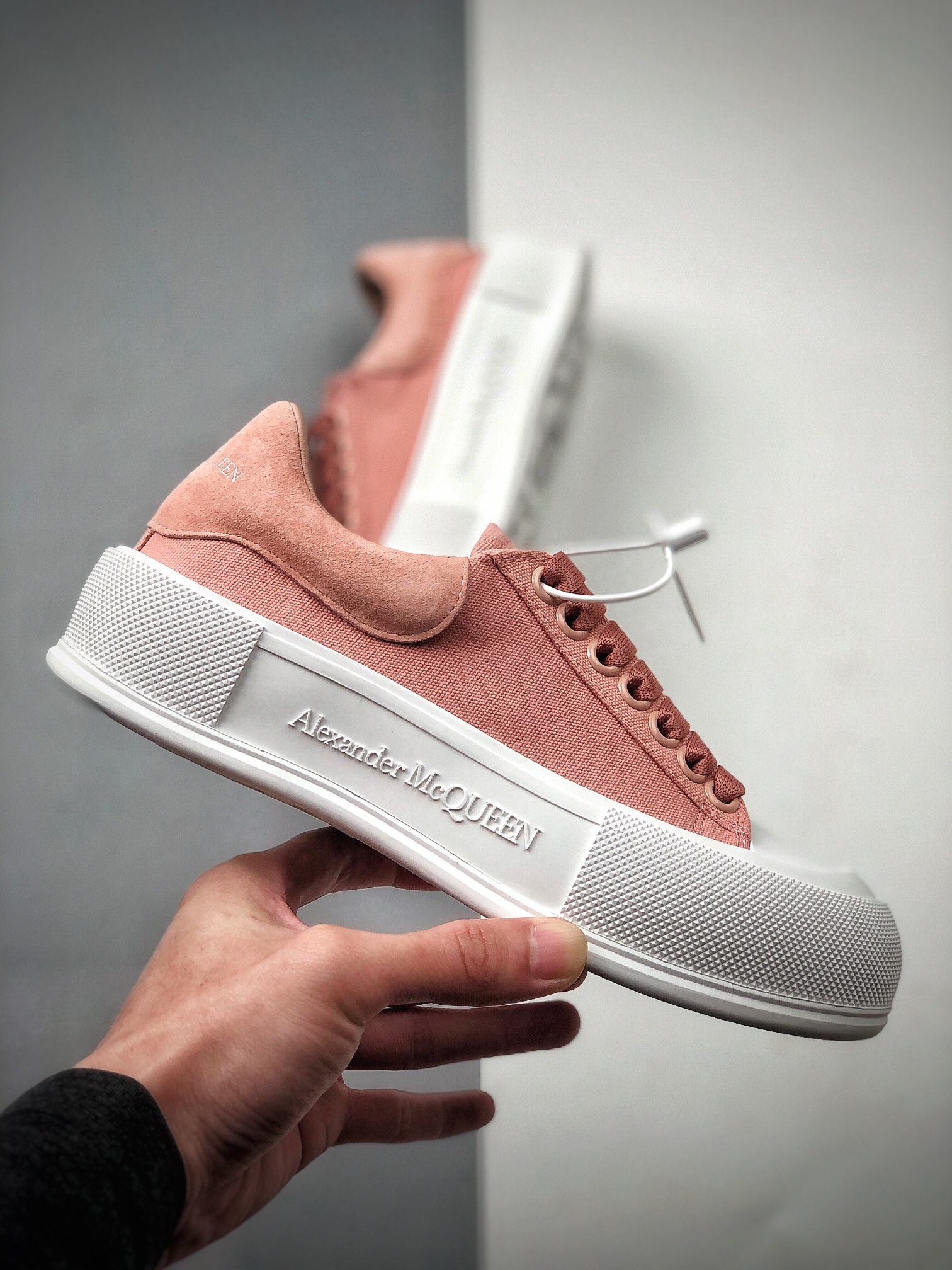380  Alexander McQueen 麦昆最新2021年新款配色