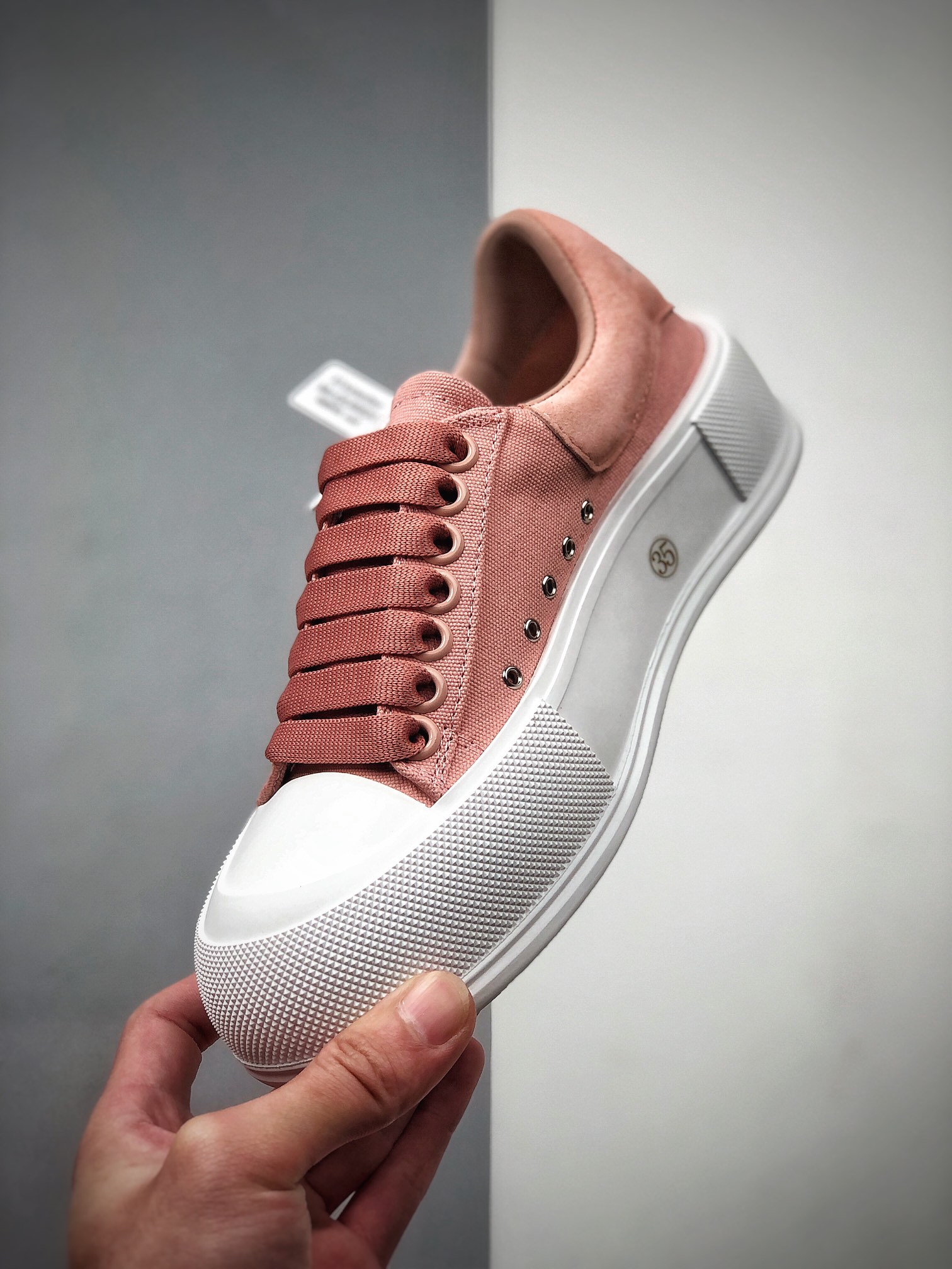 380  Alexander McQueen 麦昆最新2021年新款配色