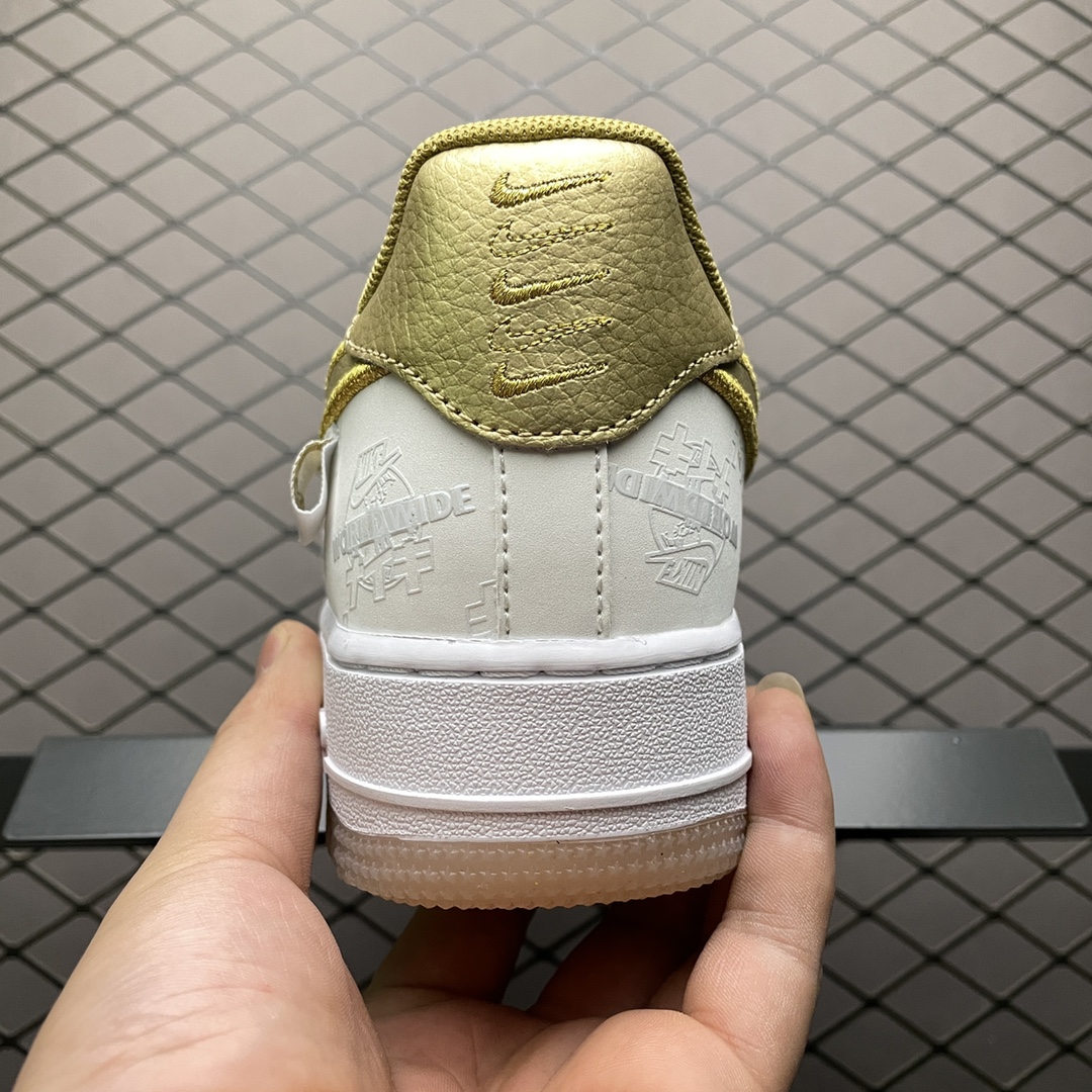 240 NK Air Force 1 空军一号低帮休闲运动板鞋 DA1343-170