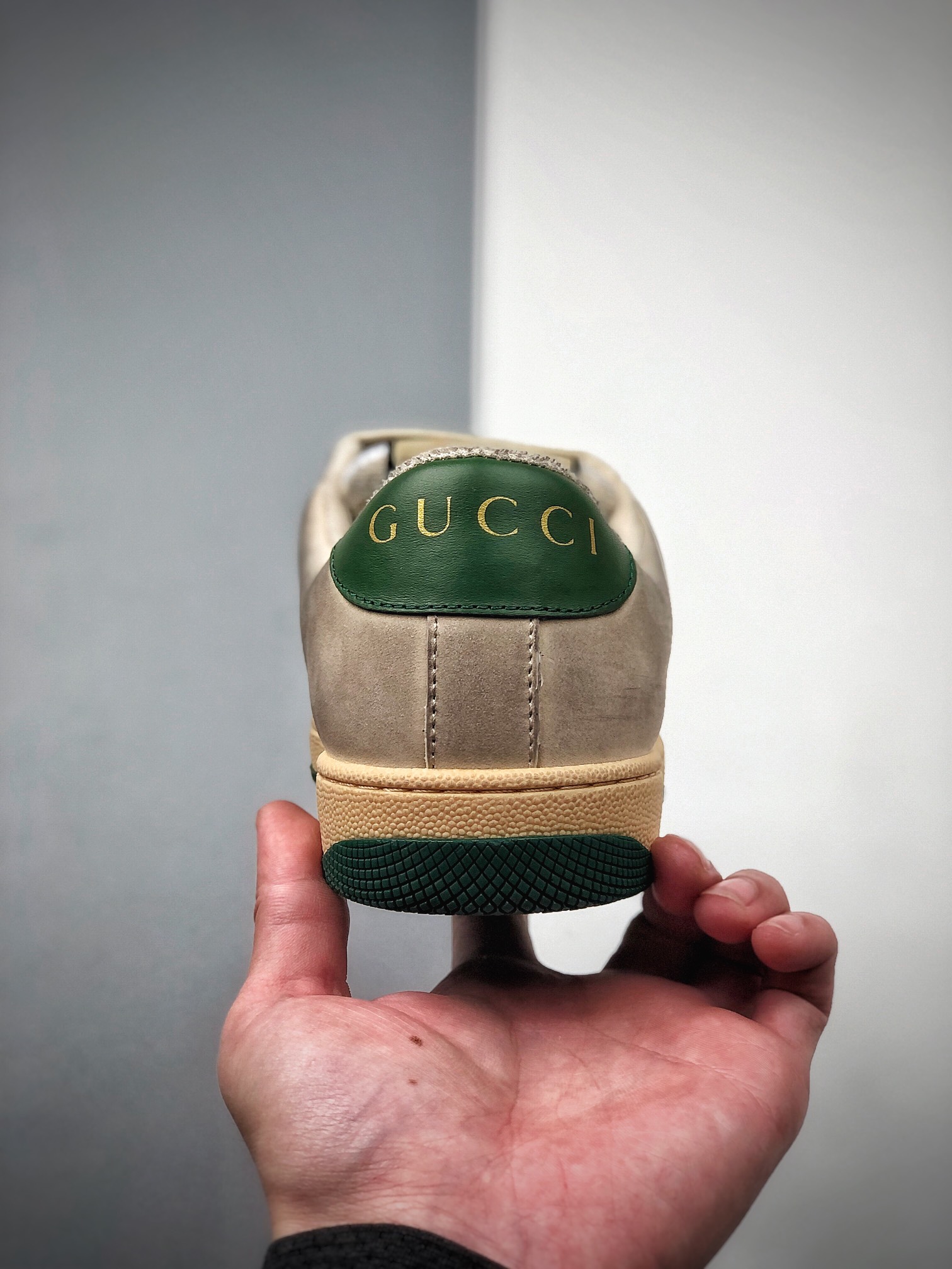 480   Gucci Distressed Screener sneaker 经典原型复古百搭做旧老爹板鞋/复古学院风