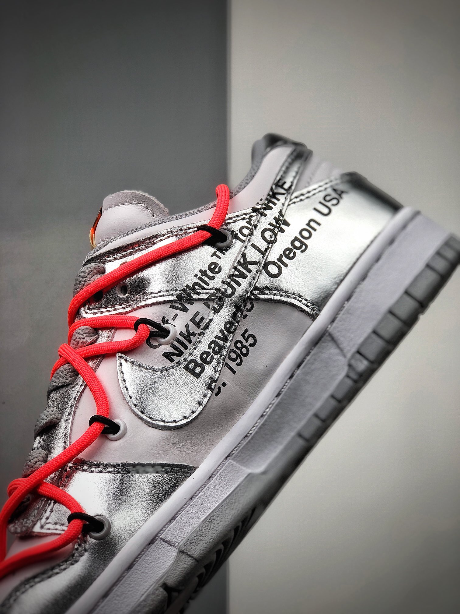 360  Nike SB Dunk OFF-WHITE 联名 CT0856-800