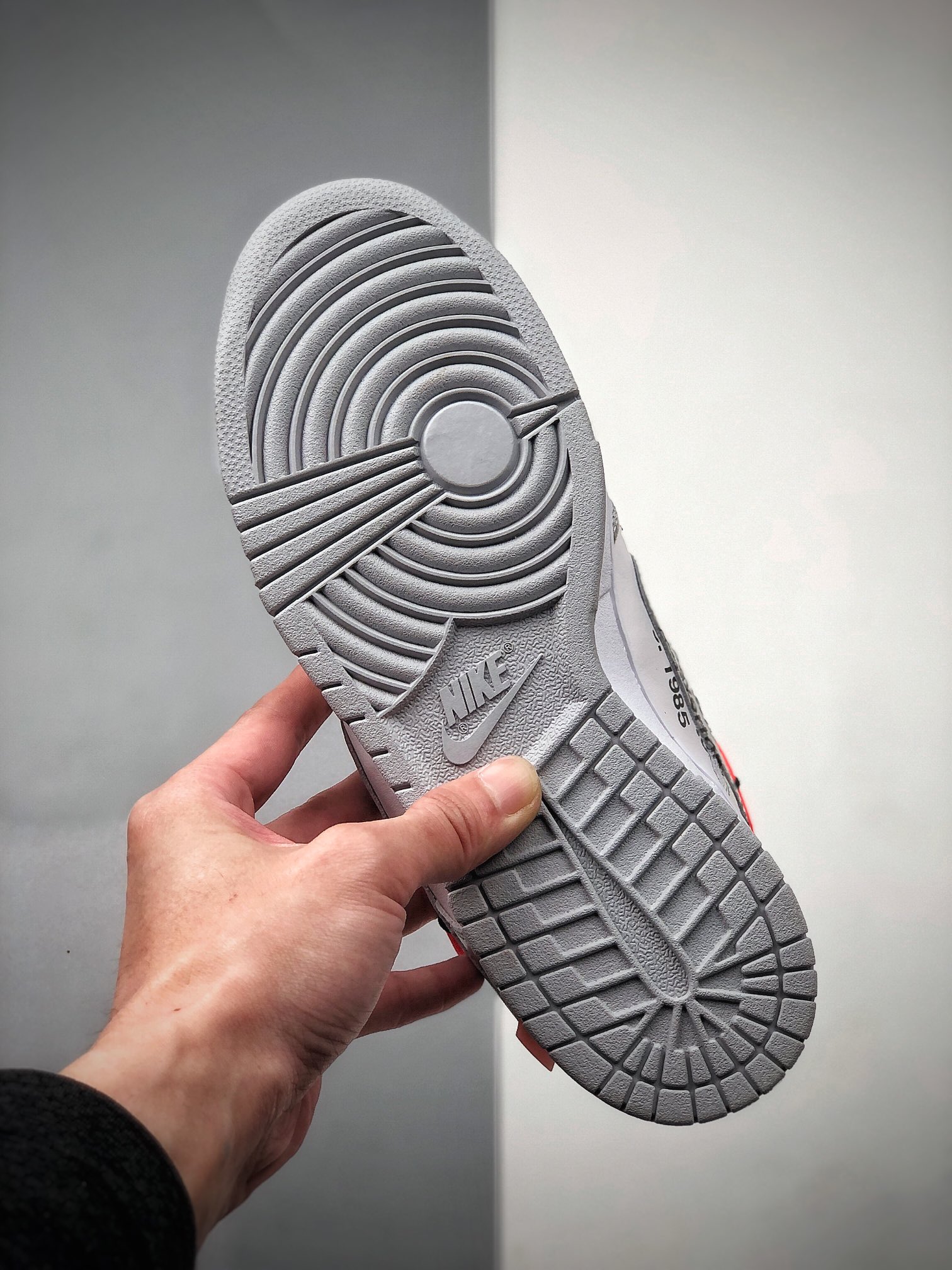 360  Nike SB Dunk OFF-WHITE 联名 CT0856-800