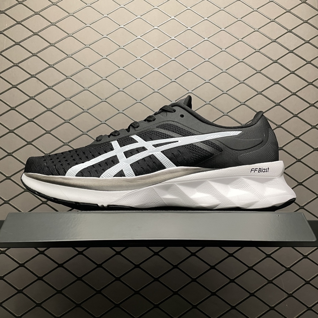 200 Asics 亚瑟士 x Affix Novablast 联名款 超轻便透气休闲运动跑鞋