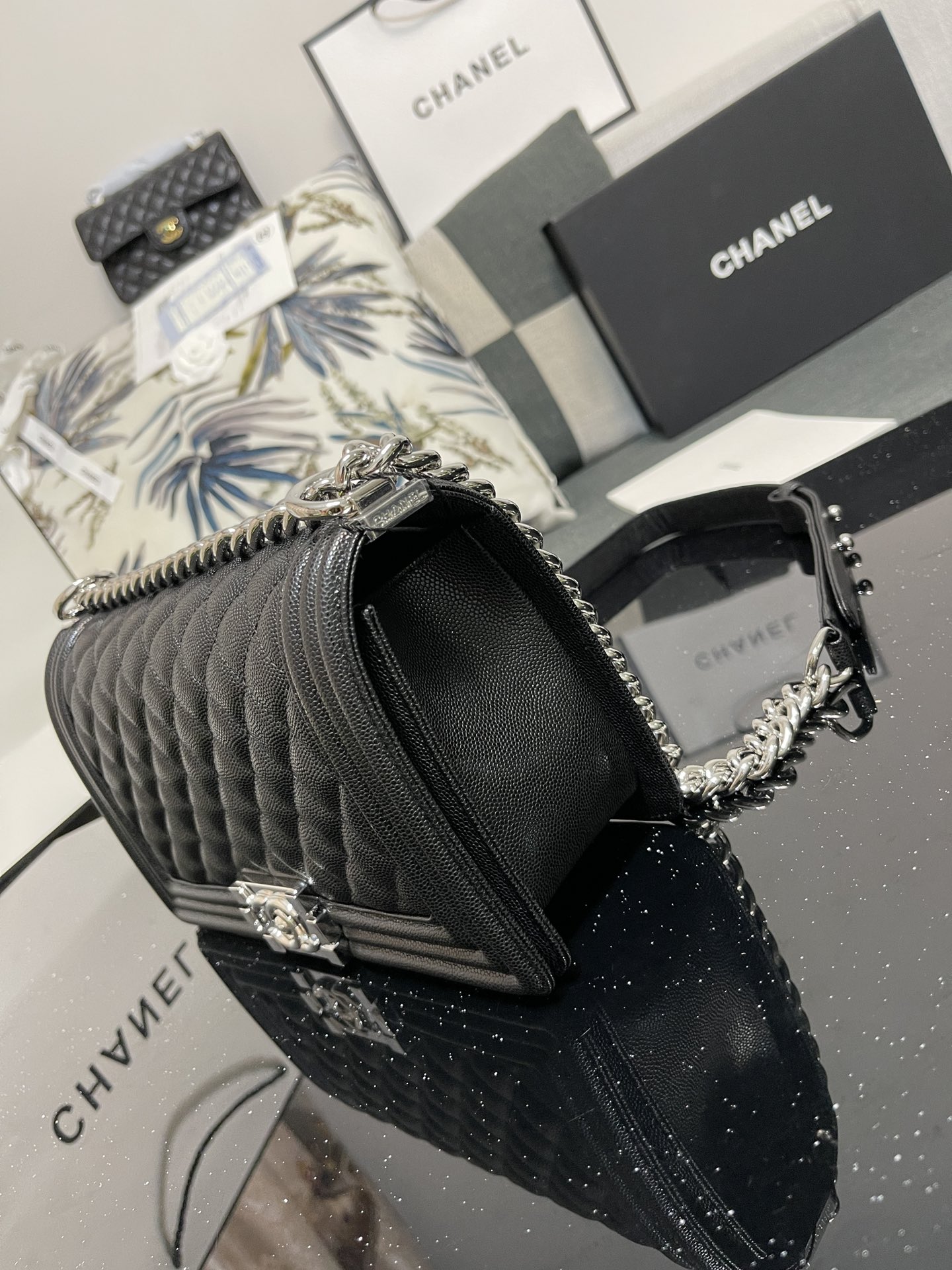 Chanel Le Boy Flap Bag, 9.8 Inches, Quilted Leather with Ruthenium Hardware 7 i1617085871 1300 5