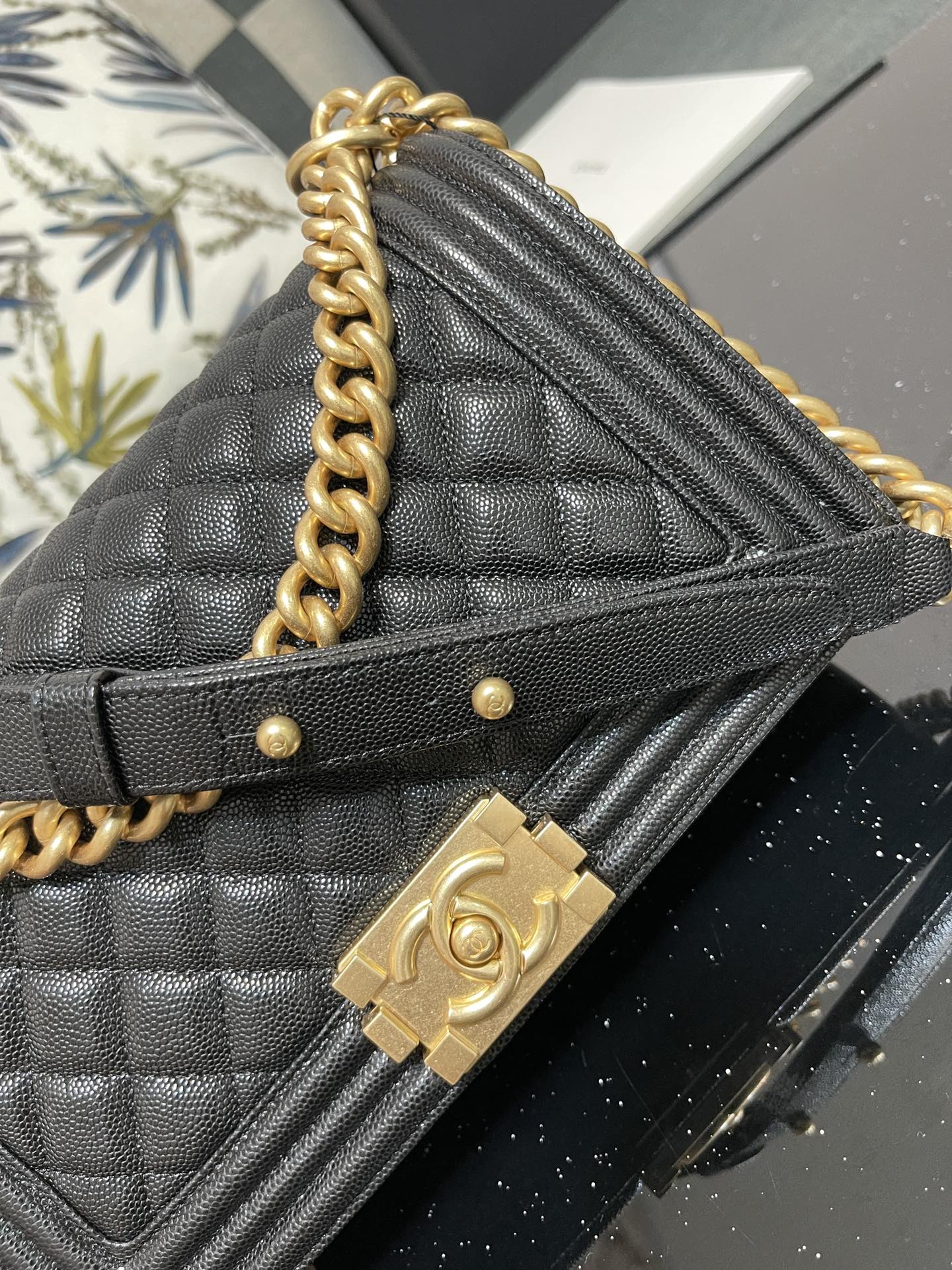 Chanel Boy Bag 25cm Black Grained Calfskin Gold-Tone Metal 5 i1617086315 3273 3