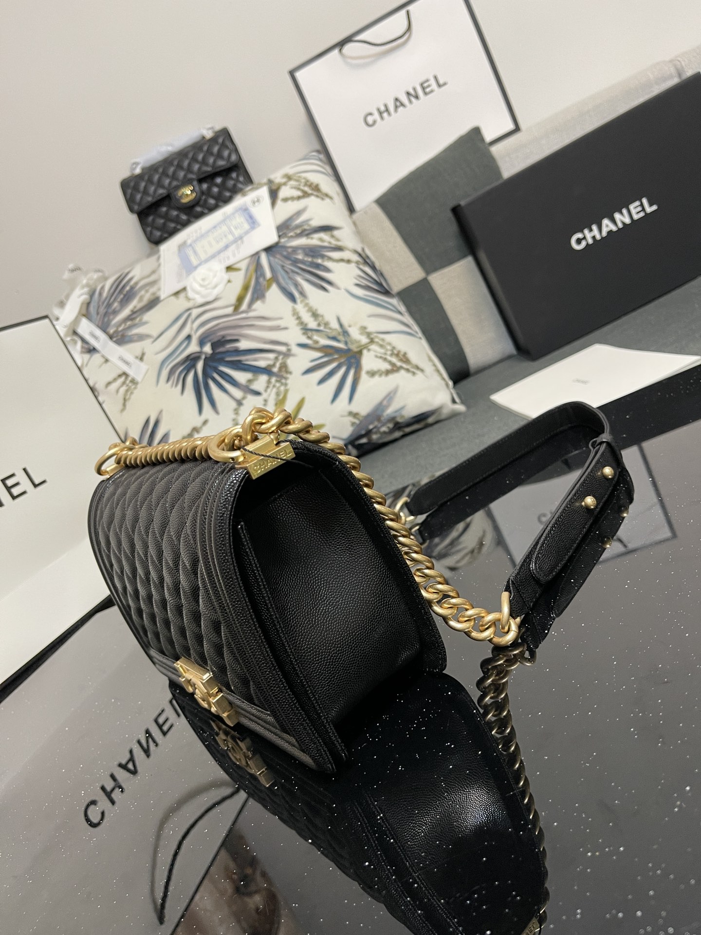 Chanel Boy Bag 25cm Black Grained Calfskin Gold-Tone Metal 7 i1617086315 6566 5