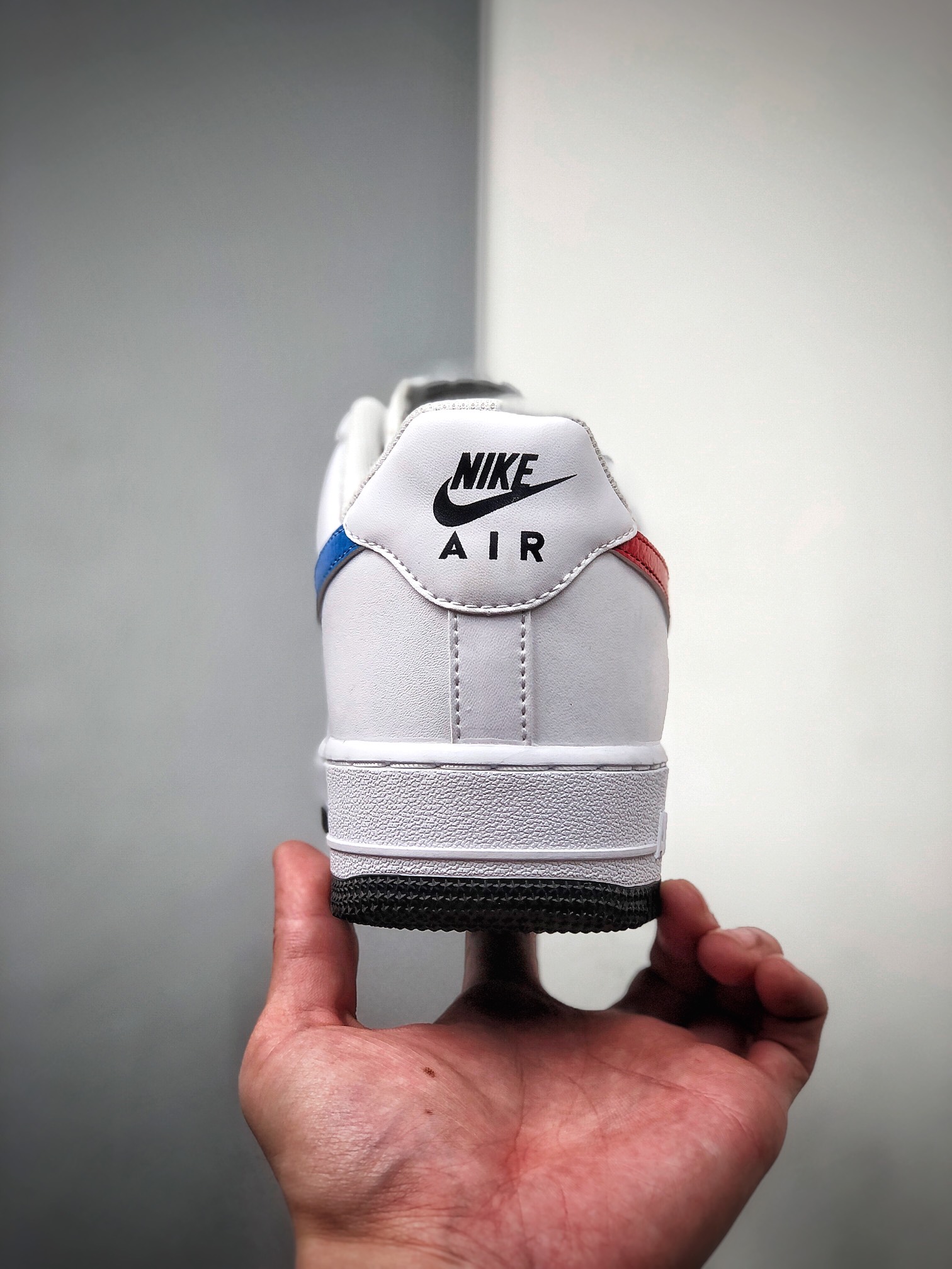 180 NIKE FORCE空军一号运动休闲板鞋 CT2816-100