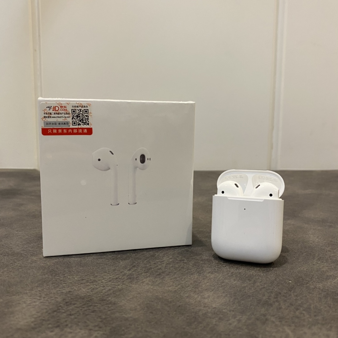 最强让利💰80 利润自己加
非市面便宜垃圾货 质量稳定 可退换‼️
苹果AirPods二代耳机 ln京东正版
络达虎头主板 负一屏长显+电量稳定
光感入耳检测+触摸切歌IC
原厂49g外壳 手感重量接近正品!
震膜14.2原喇叭 主打HiFi完美音质
5.0蓝牙解码Aac协议 双耳通话模式!
随意设置改名定位 游戏视频不延迟!
高速弹窗连接 无需手动设置!
耳机充满可使用3-4小时,电池盒待机72小时!
赠送保护壳 京东防伪标 京东发票 发货袋等全套配件!