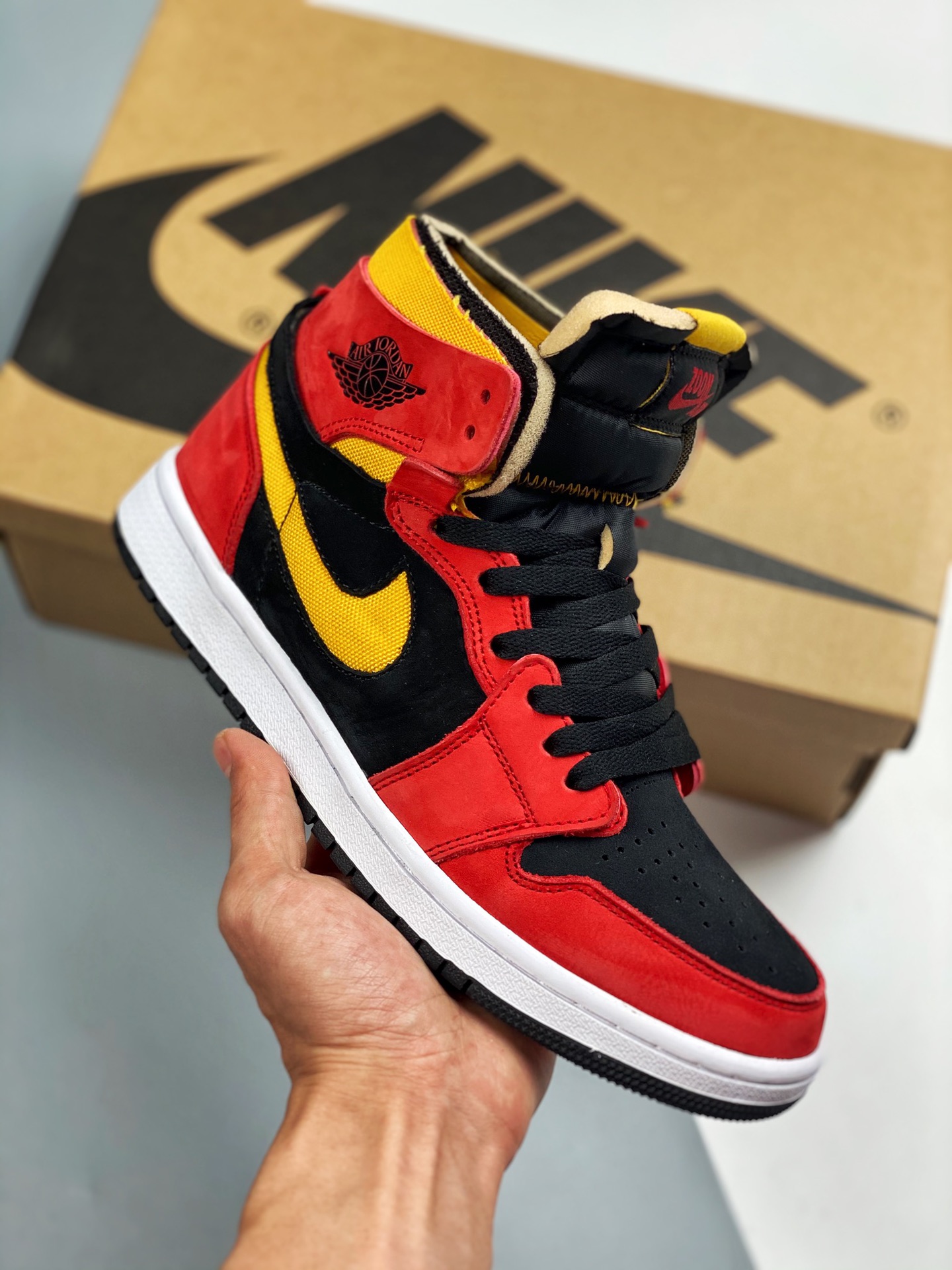 Air Jordan 1 High Zoom CMFT rojo, negro y amarillo, fotos reales lanzamiento exclusivo, mismo origen de la empresa, mat…